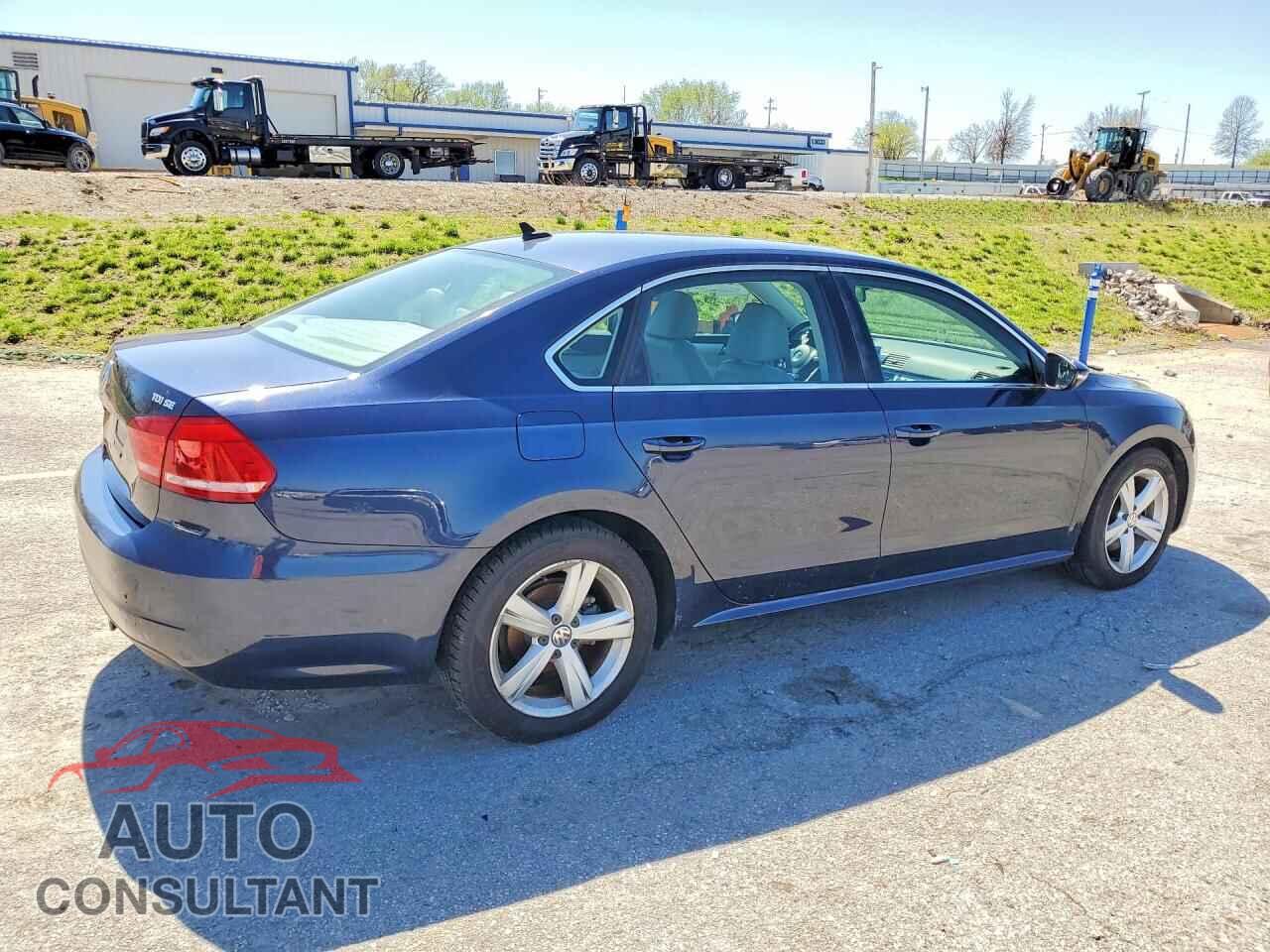 VOLKSWAGEN PASSAT 2012 - 1VWBN7A34CC042487