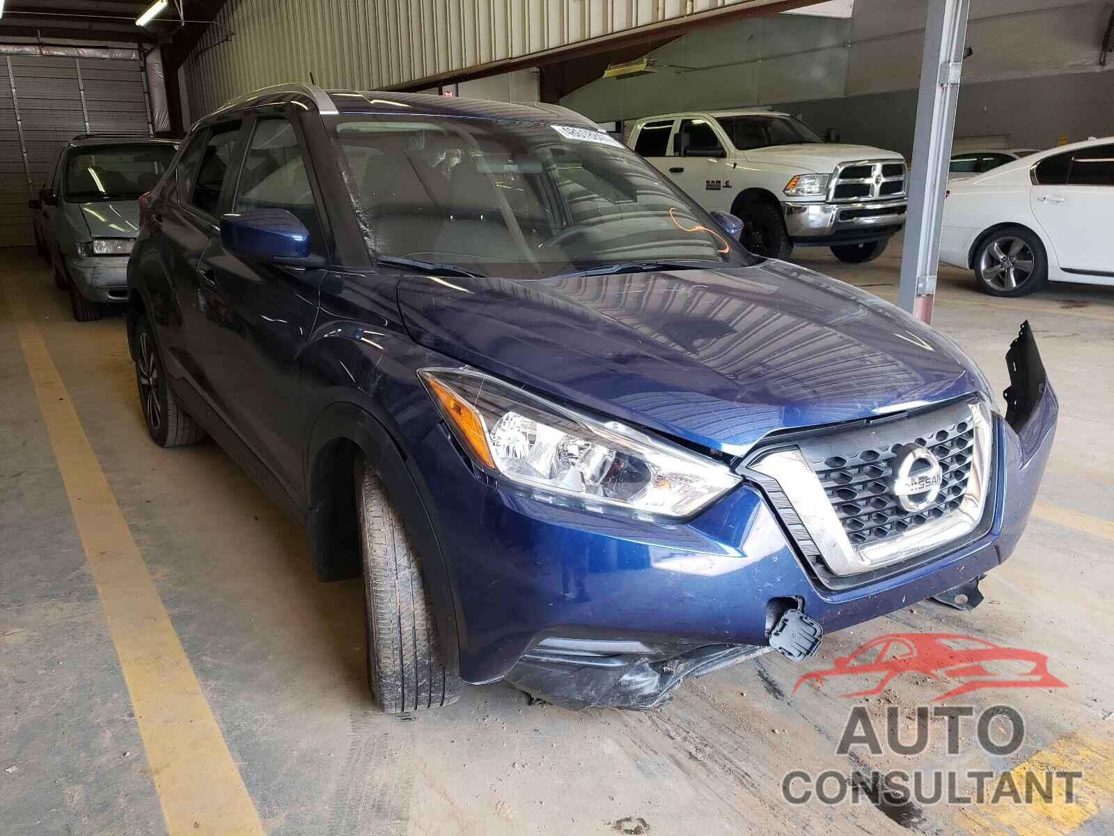 NISSAN KICKS 2018 - 3N1CP5CU8JL527618