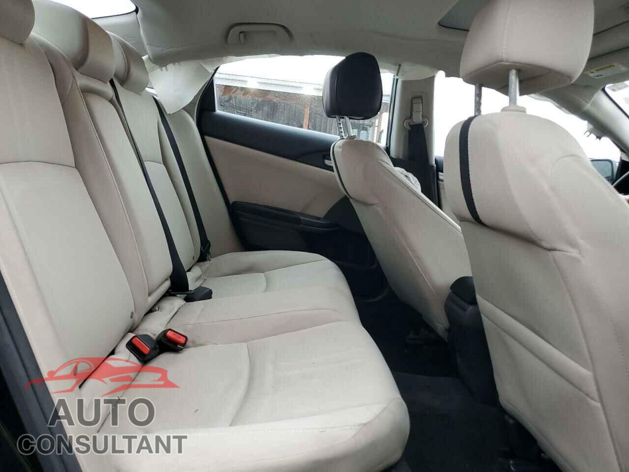 HONDA CIVIC 2017 - 19XFC2F77HE003658