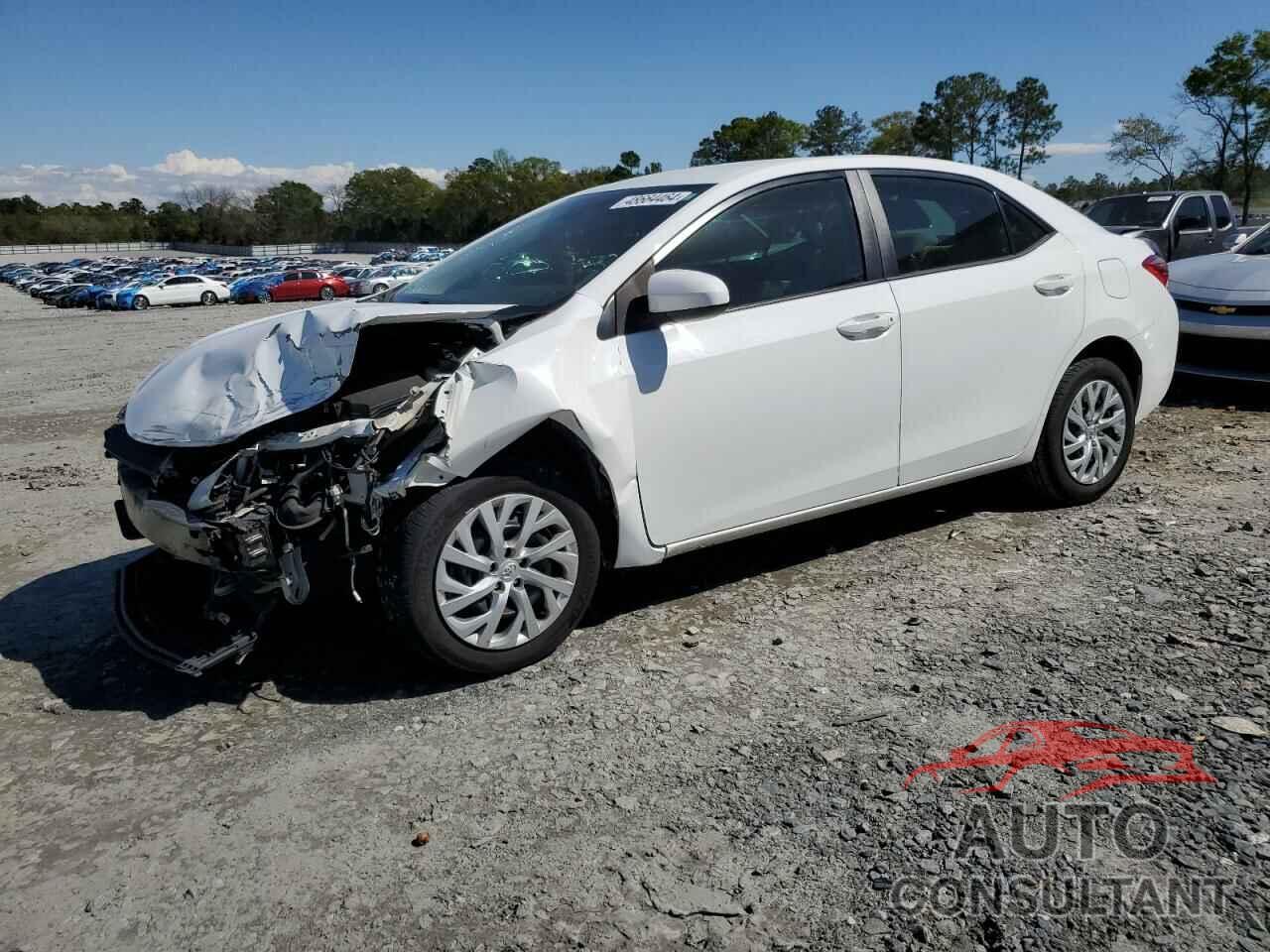 TOYOTA COROLLA 2018 - 5YFBURHEXJP842501