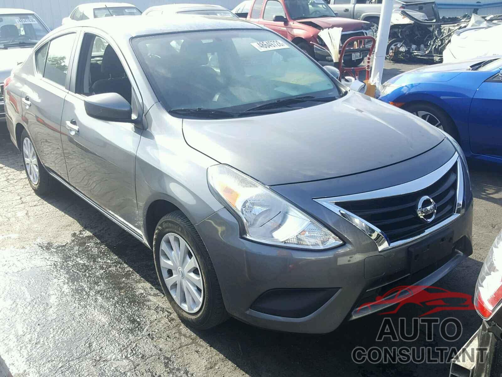 NISSAN VERSA 2017 - 3N1CN7AP4HL826192
