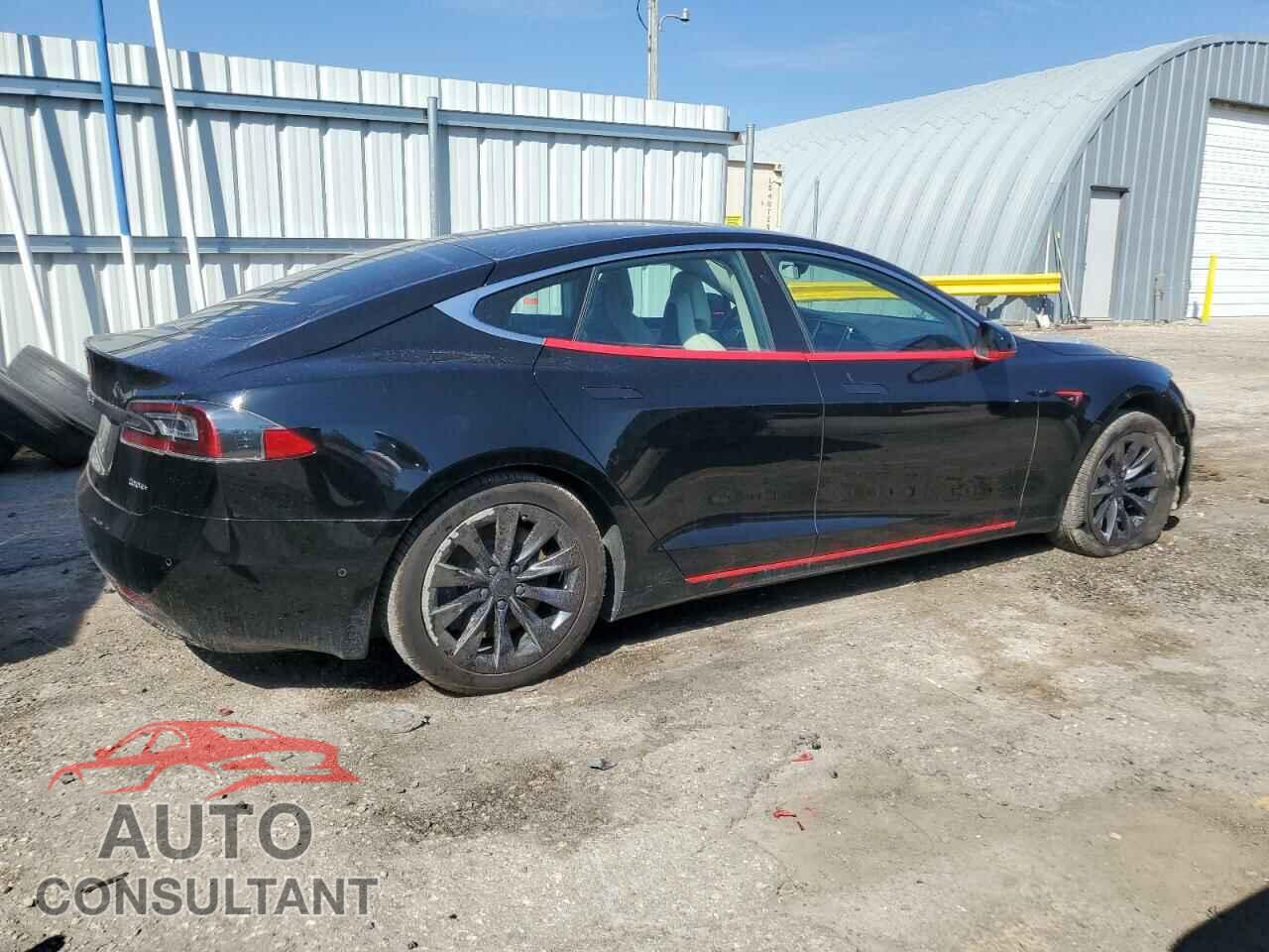 TESLA MODEL S 2017 - 5YJSA1E2XHF217168