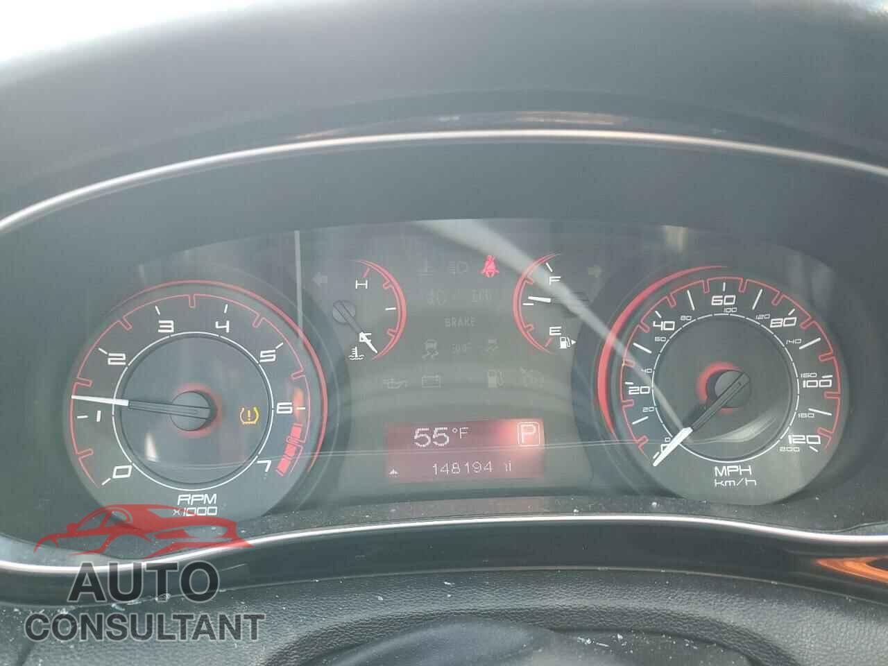 DODGE DART 2013 - 1C3CDFBA8DD302438