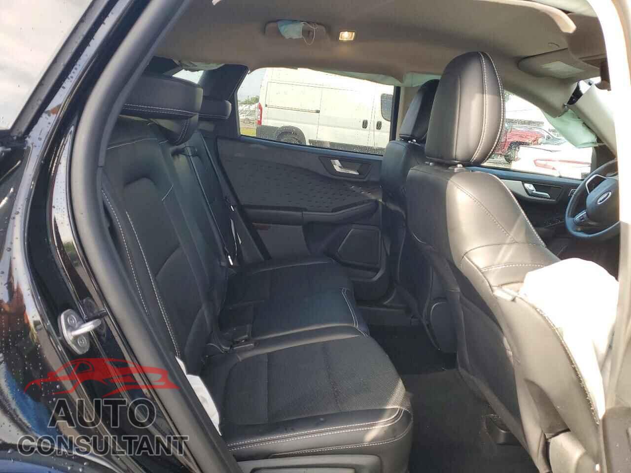 FORD ESCAPE 2020 - 1FMCU0H60LUA06643