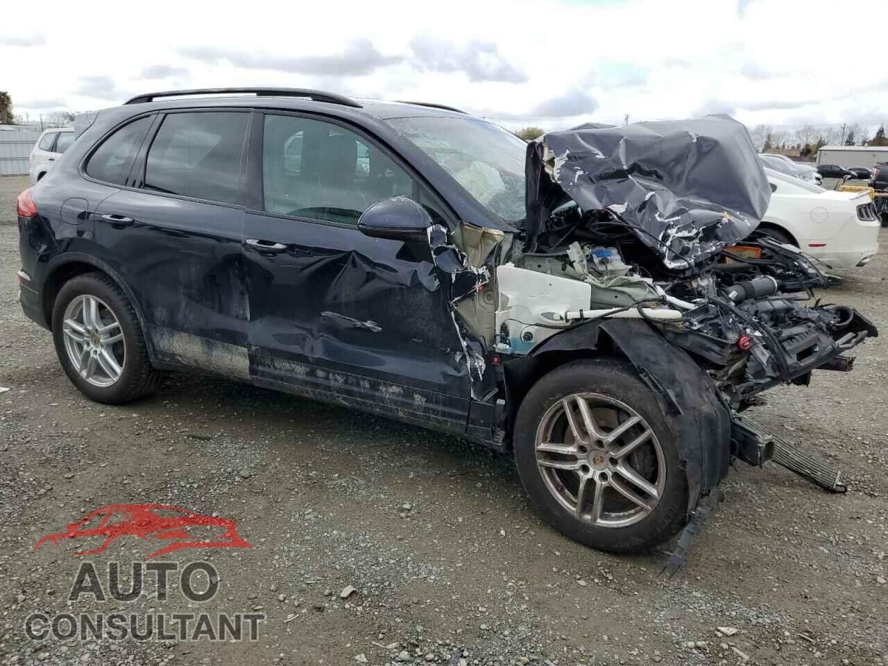 PORSCHE CAYENNE 2016 - WP1AA2A26GLA03540