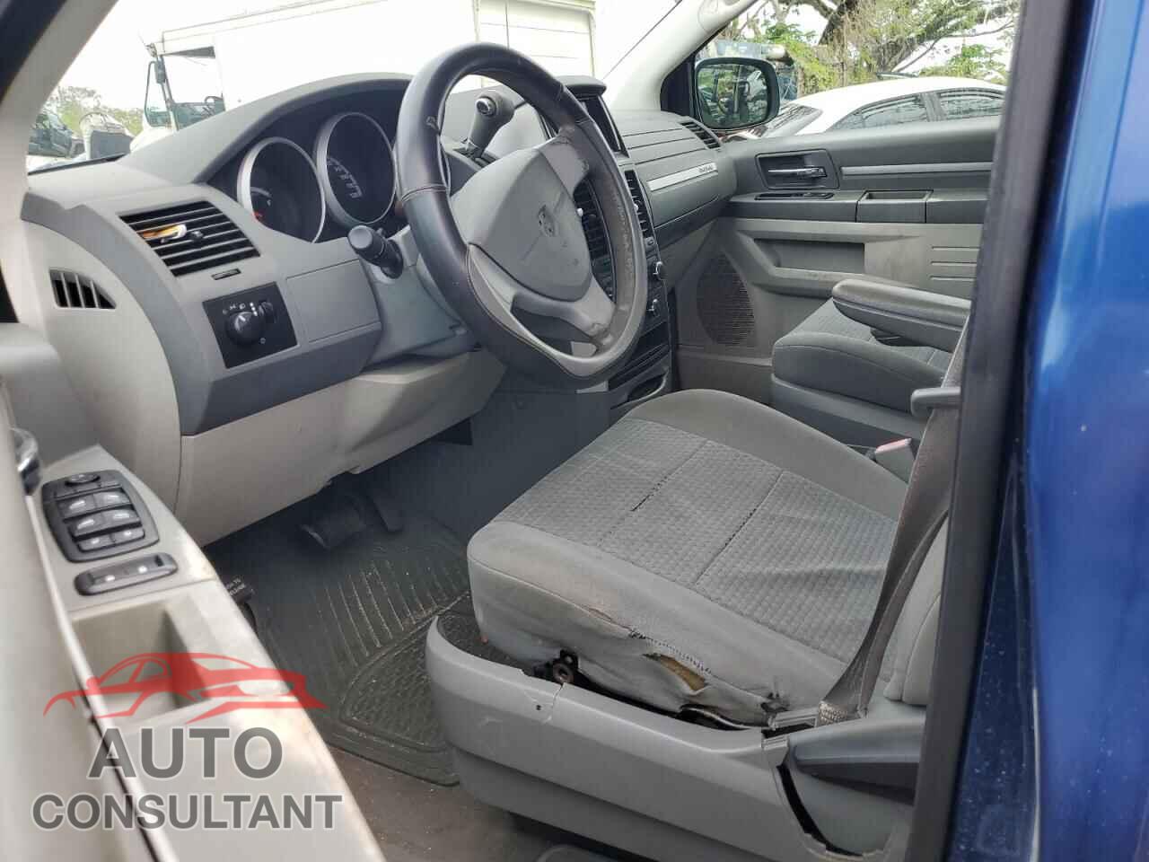 DODGE CARAVAN 2010 - 2D4RN4DE7AR341654
