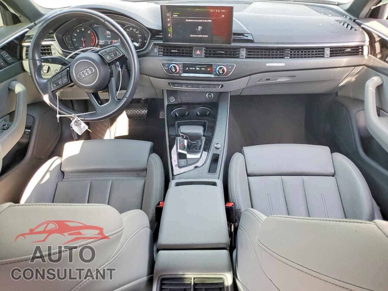 AUDI A4 2021 - WAUDAAF46MA024637