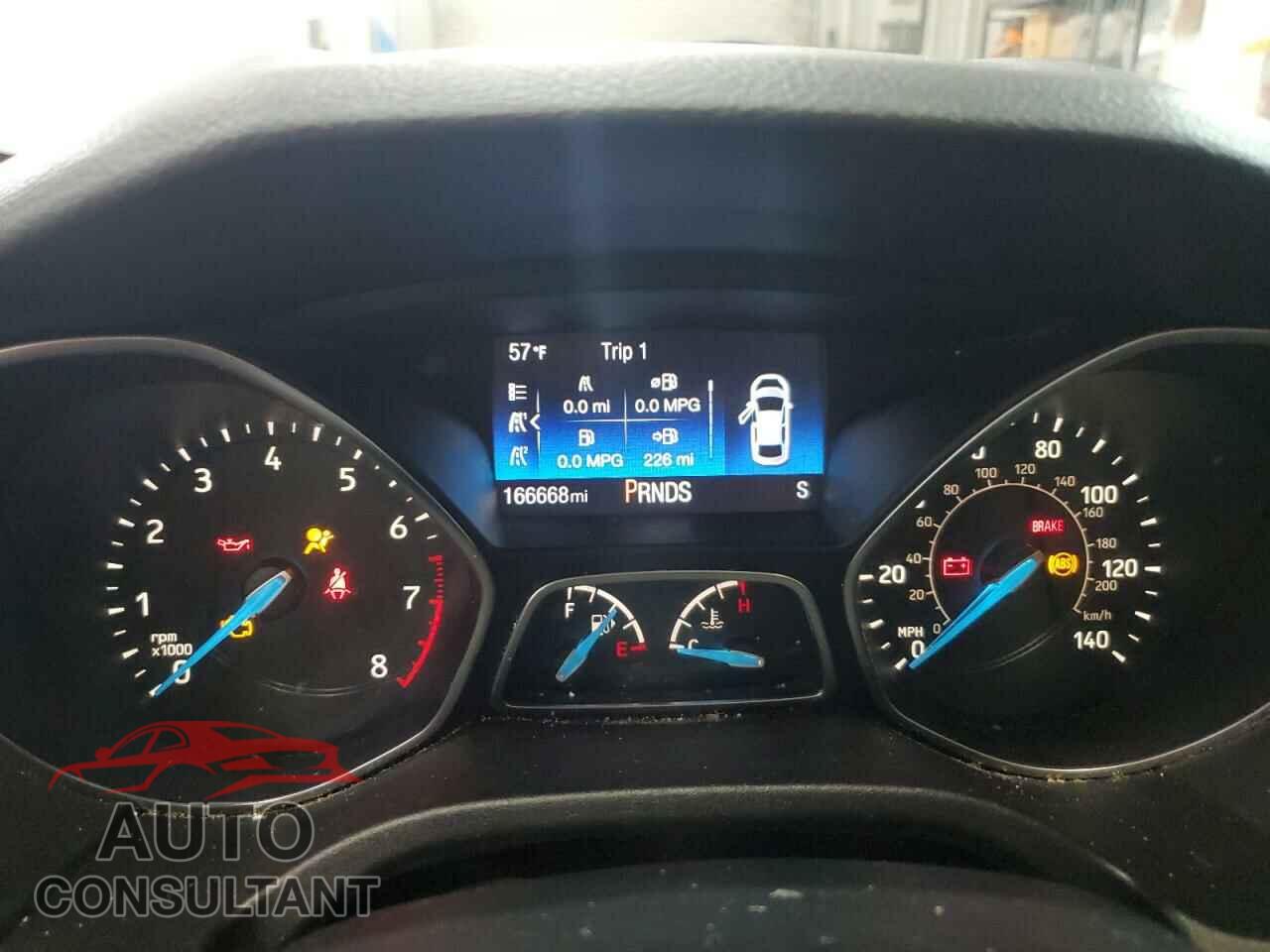FORD FOCUS 2016 - 1FADP3F26GL339917