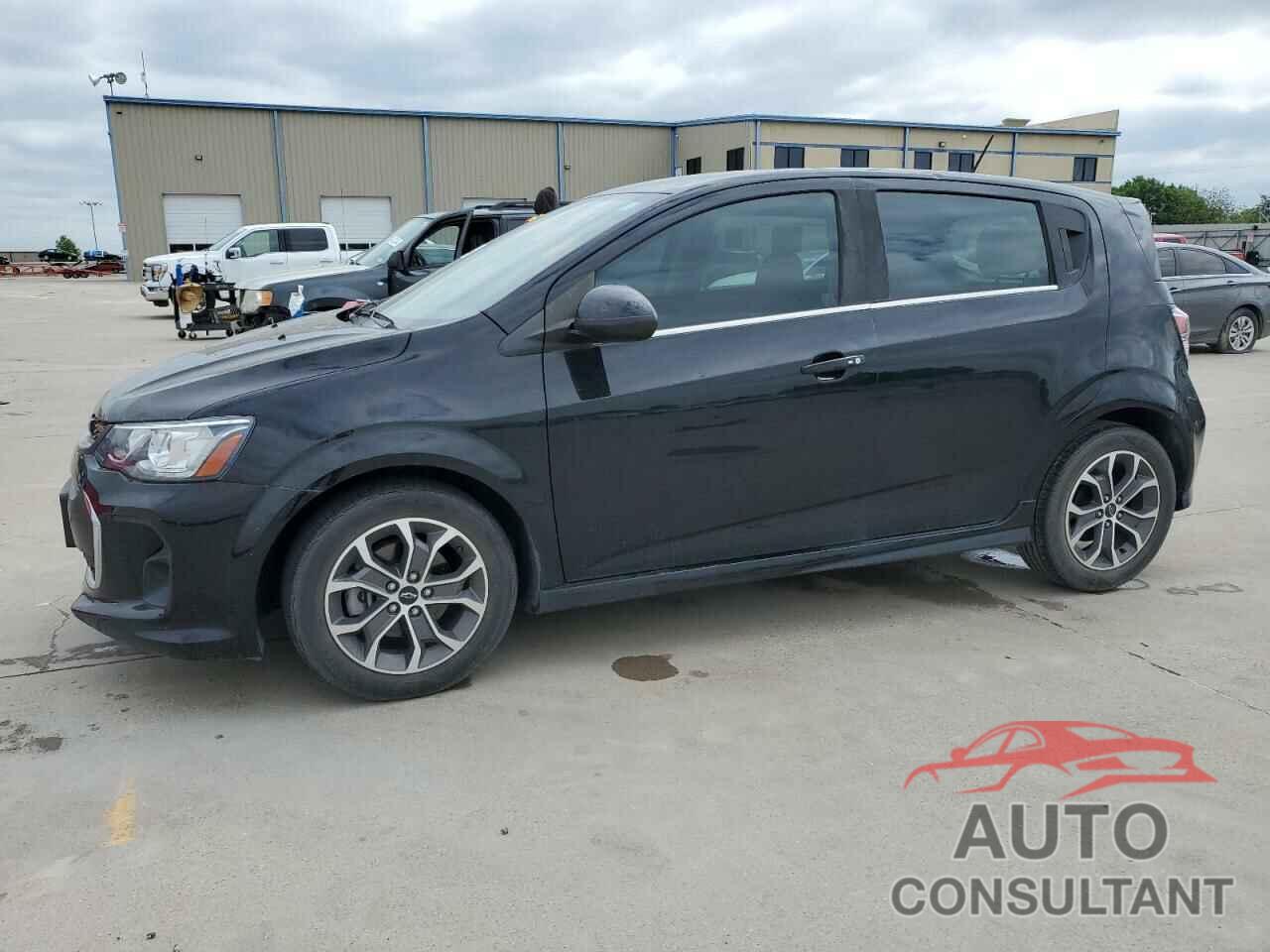 CHEVROLET SONIC 2019 - 1G1JD6SB4K4113531