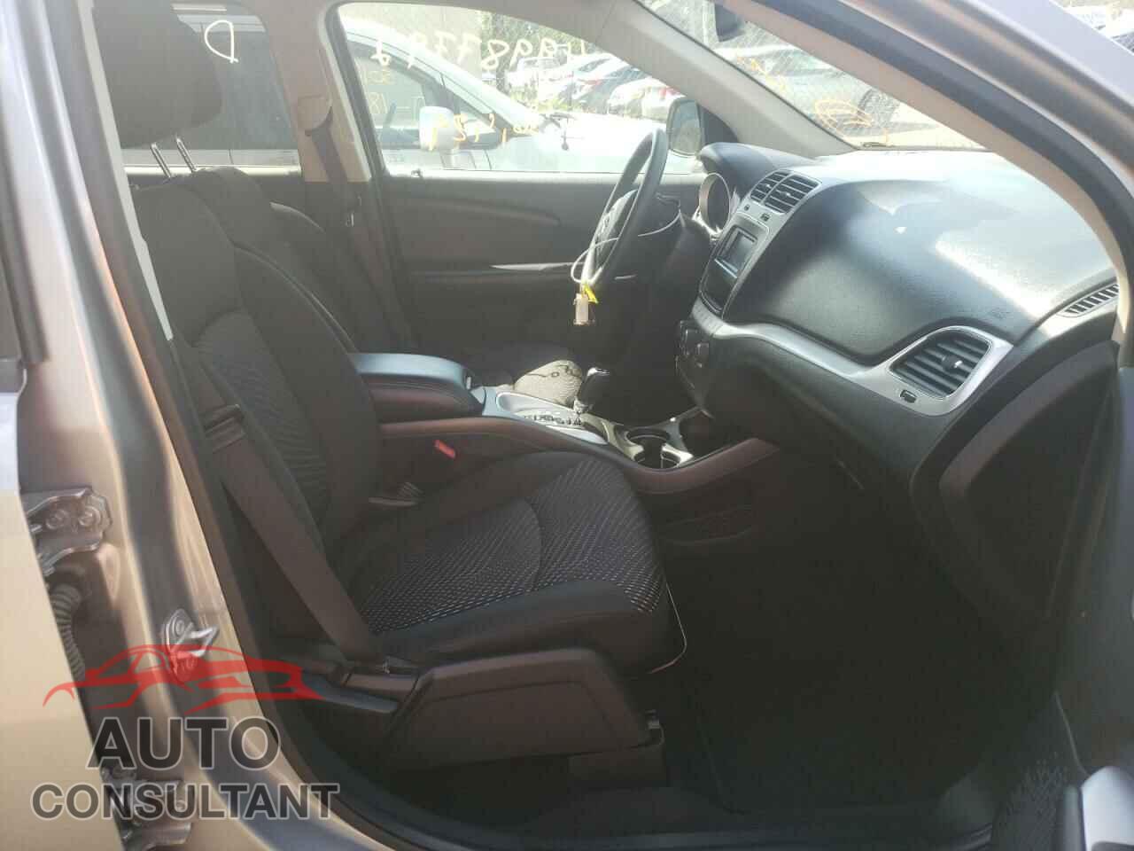 DODGE JOURNEY 2020 - 3C4PDCAB1LT207329