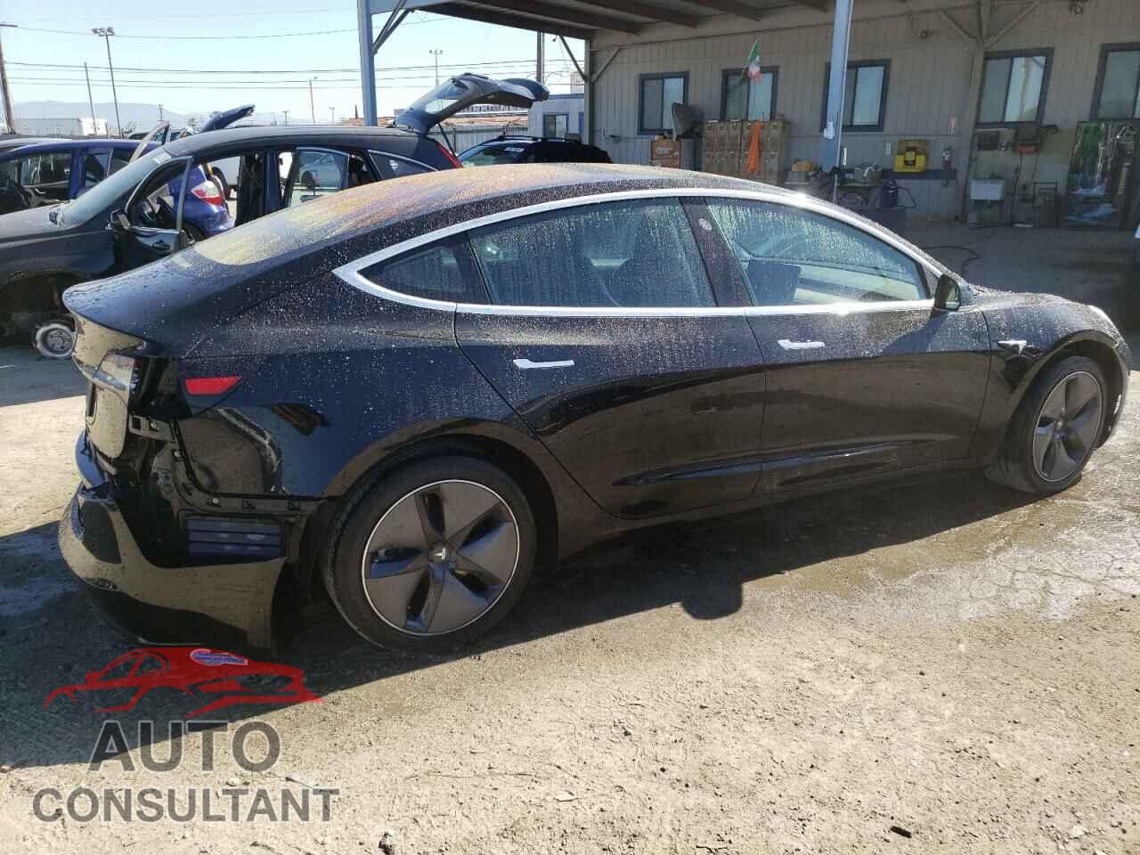 TESLA MODEL 3 2018 - 5YJ3E1EA5JF171738