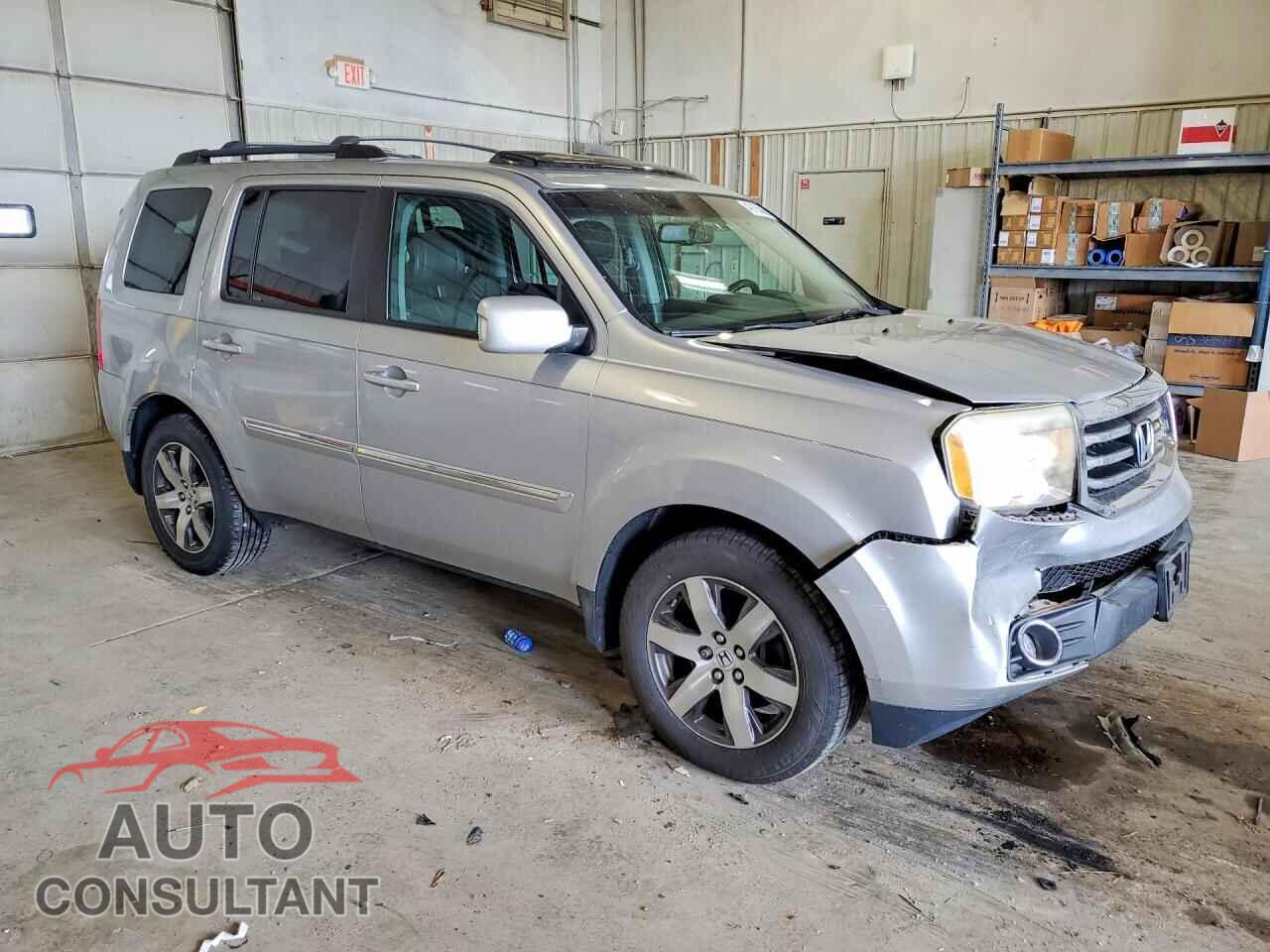 HONDA PILOT 2012 - 5FNYF4H93CB011155