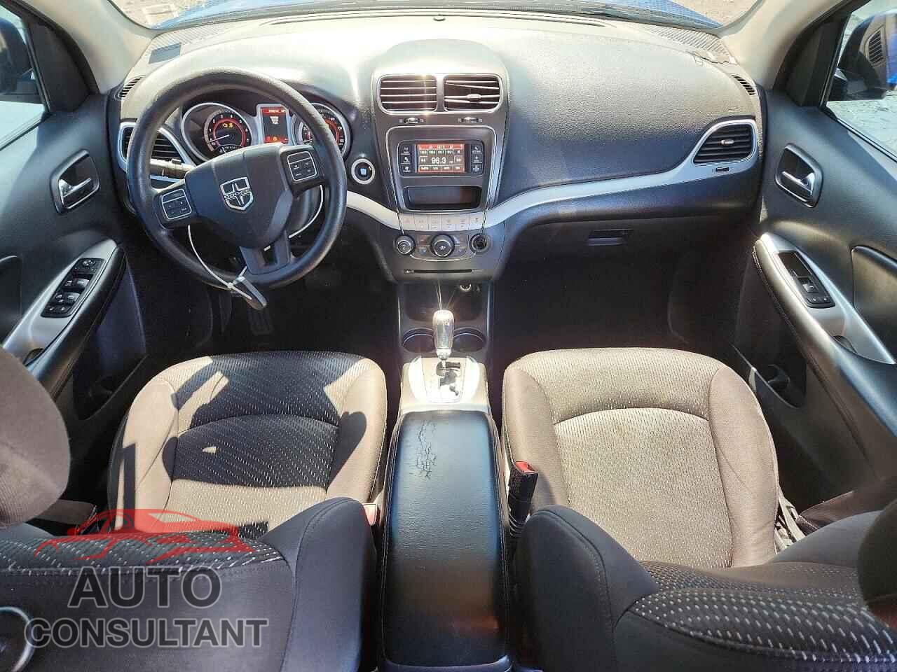 DODGE JOURNEY 2015 - 3C4PDCAB4FT592633