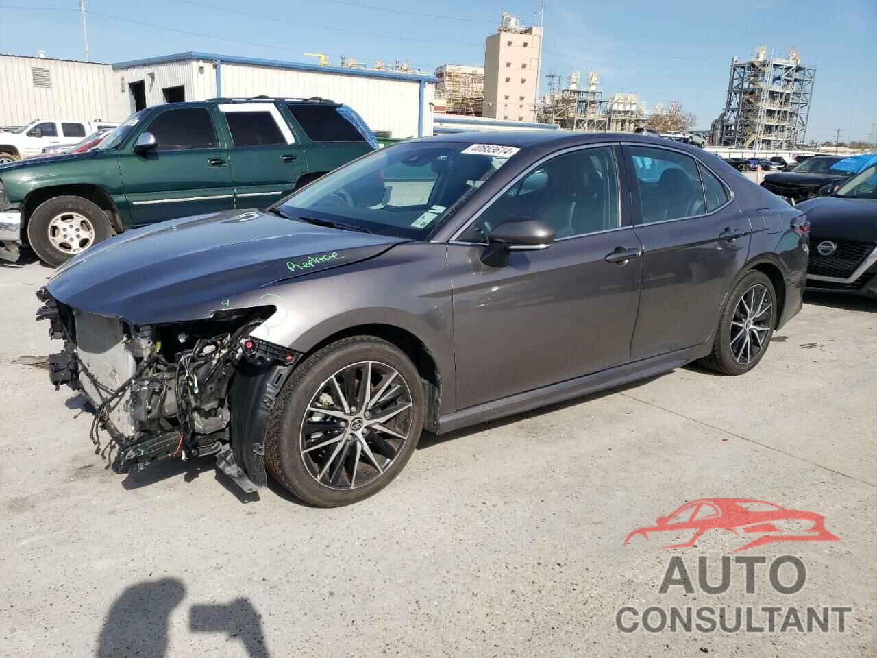 TOYOTA CAMRY 2022 - 4T1G11AK3NU660966