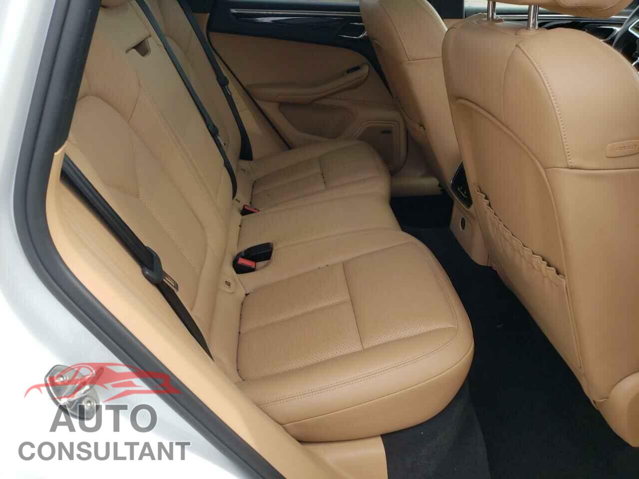PORSCHE MACAN 2017 - WP1AA2A53HLB82812