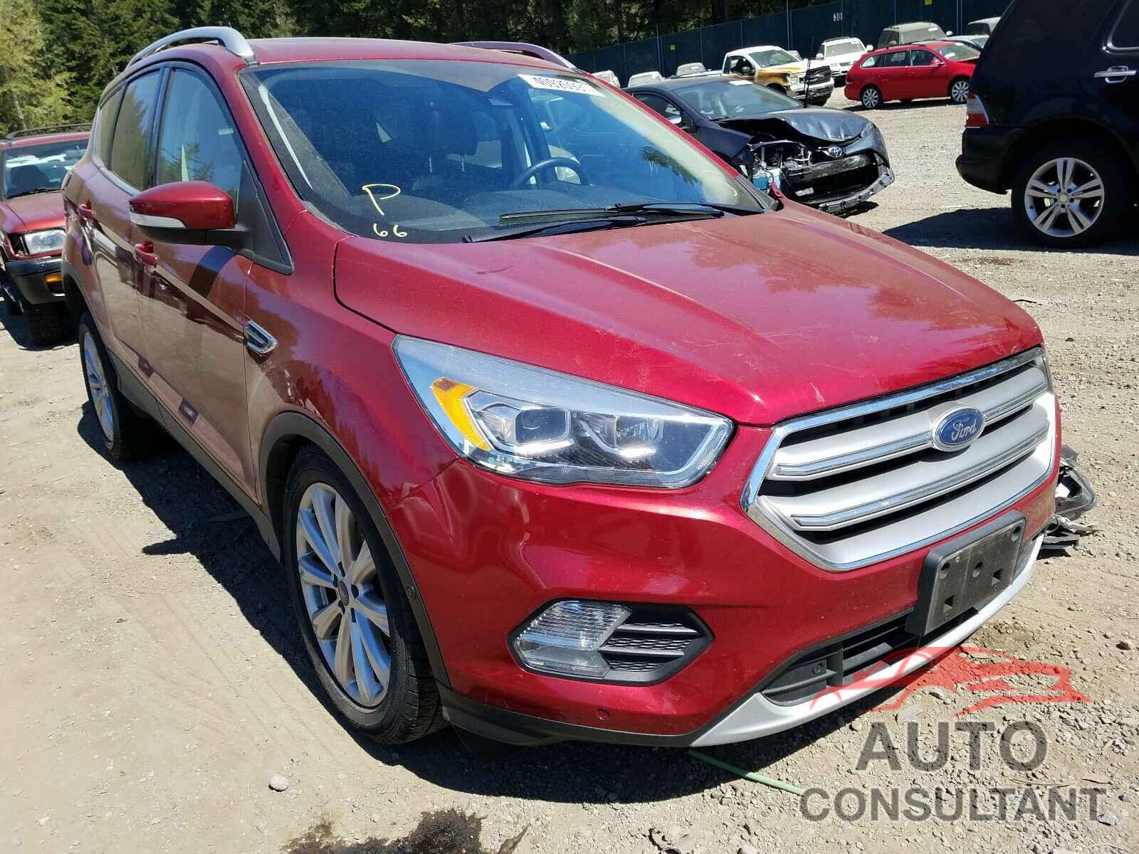 FORD ESCAPE 2017 - 1FMCU9J9XHUB45324