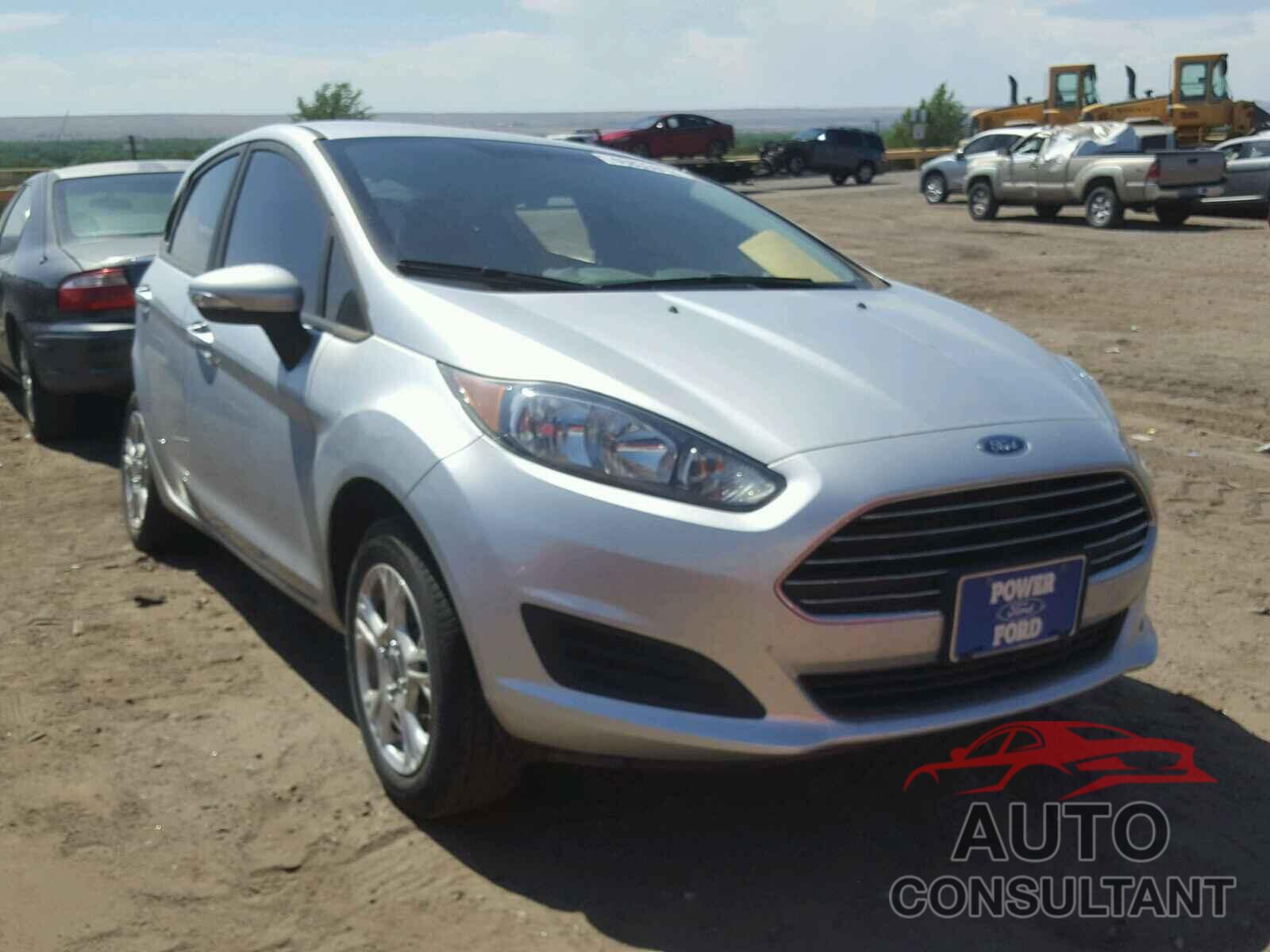 FORD FIESTA SE 2015 - 3FADP4BJ4FM221025