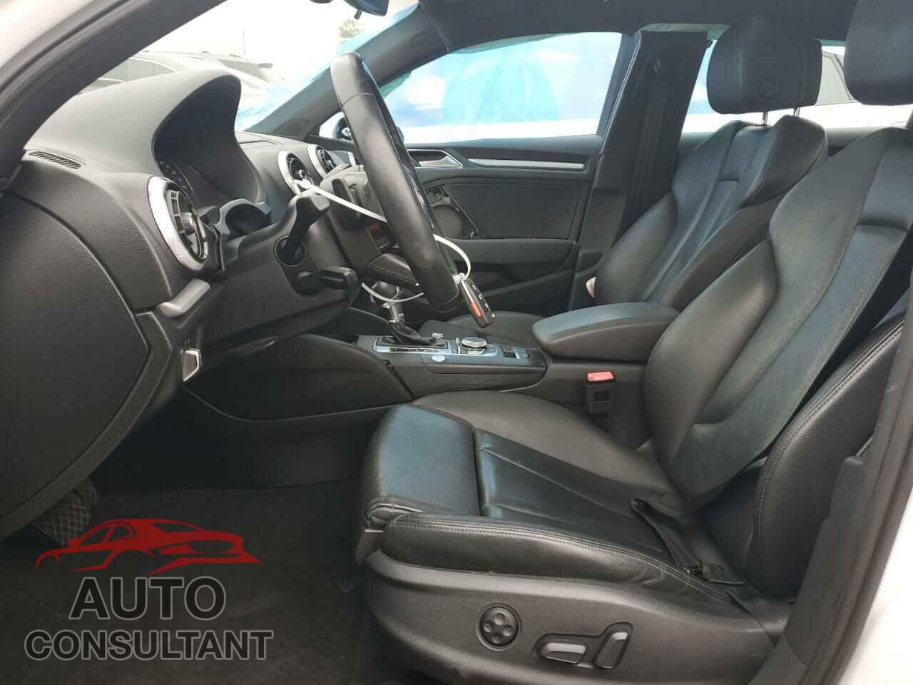 AUDI A3 2017 - WAUAUGFF7H1036641