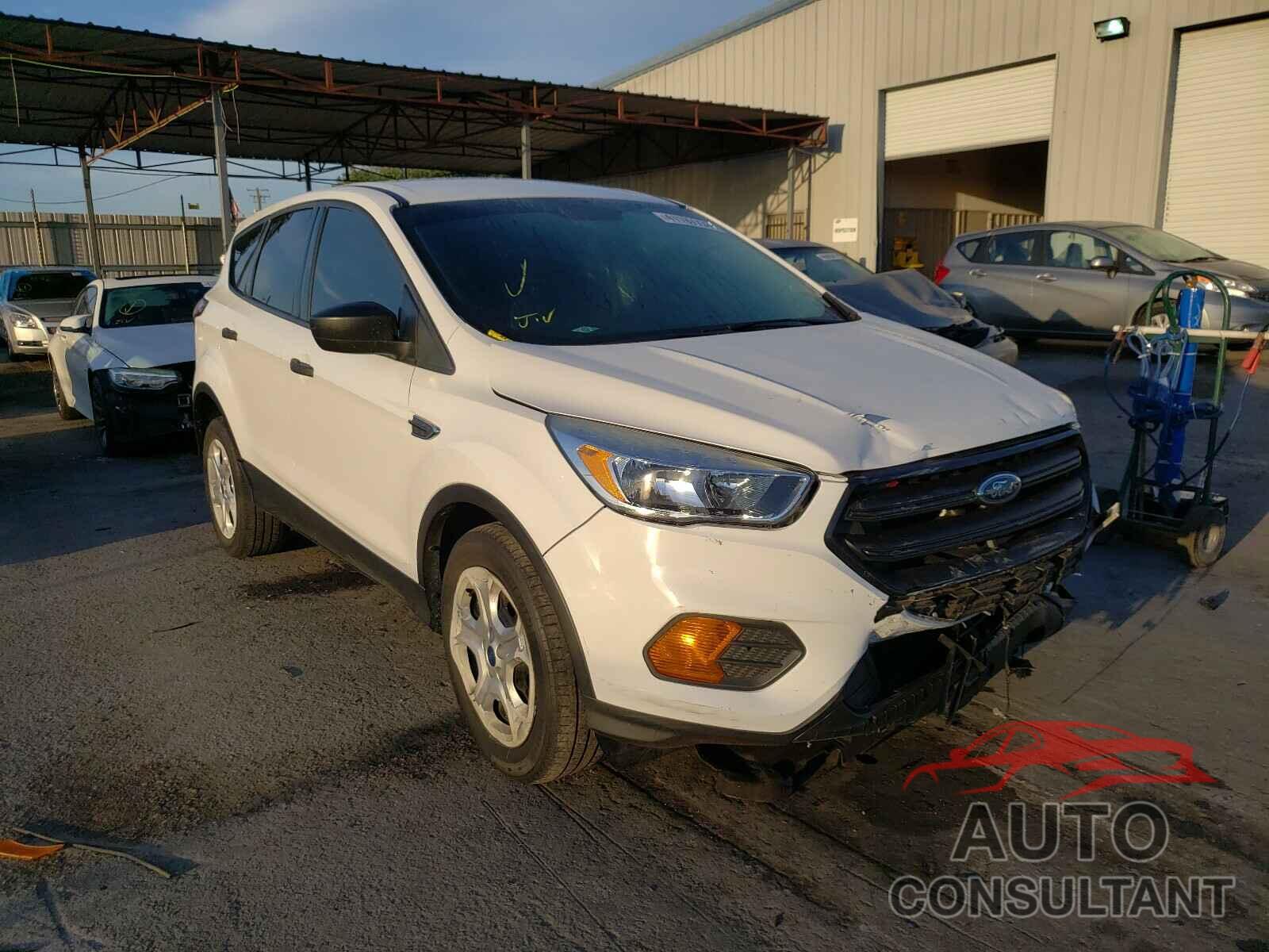 FORD ESCAPE 2017 - 1FMCU0F72HUB82323