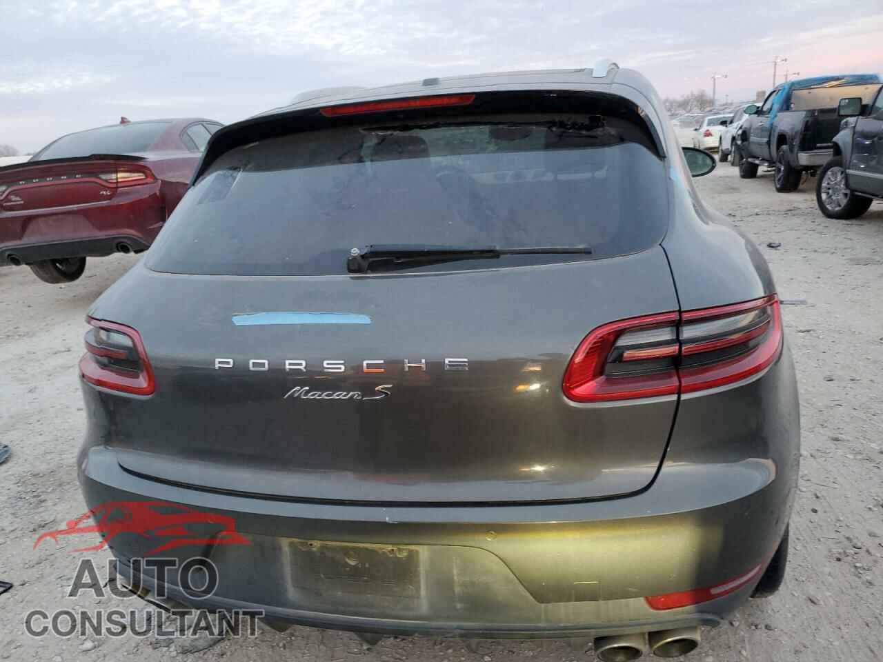 PORSCHE MACAN 2016 - WP1AB2A58GLB55648