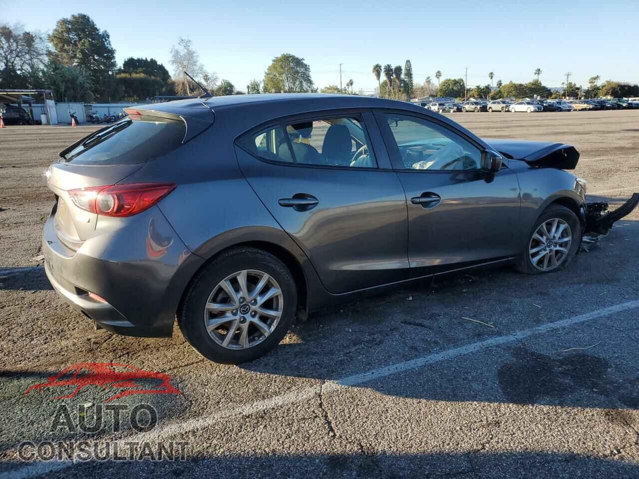 MAZDA 3 2017 - 3MZBN1K74HM102952