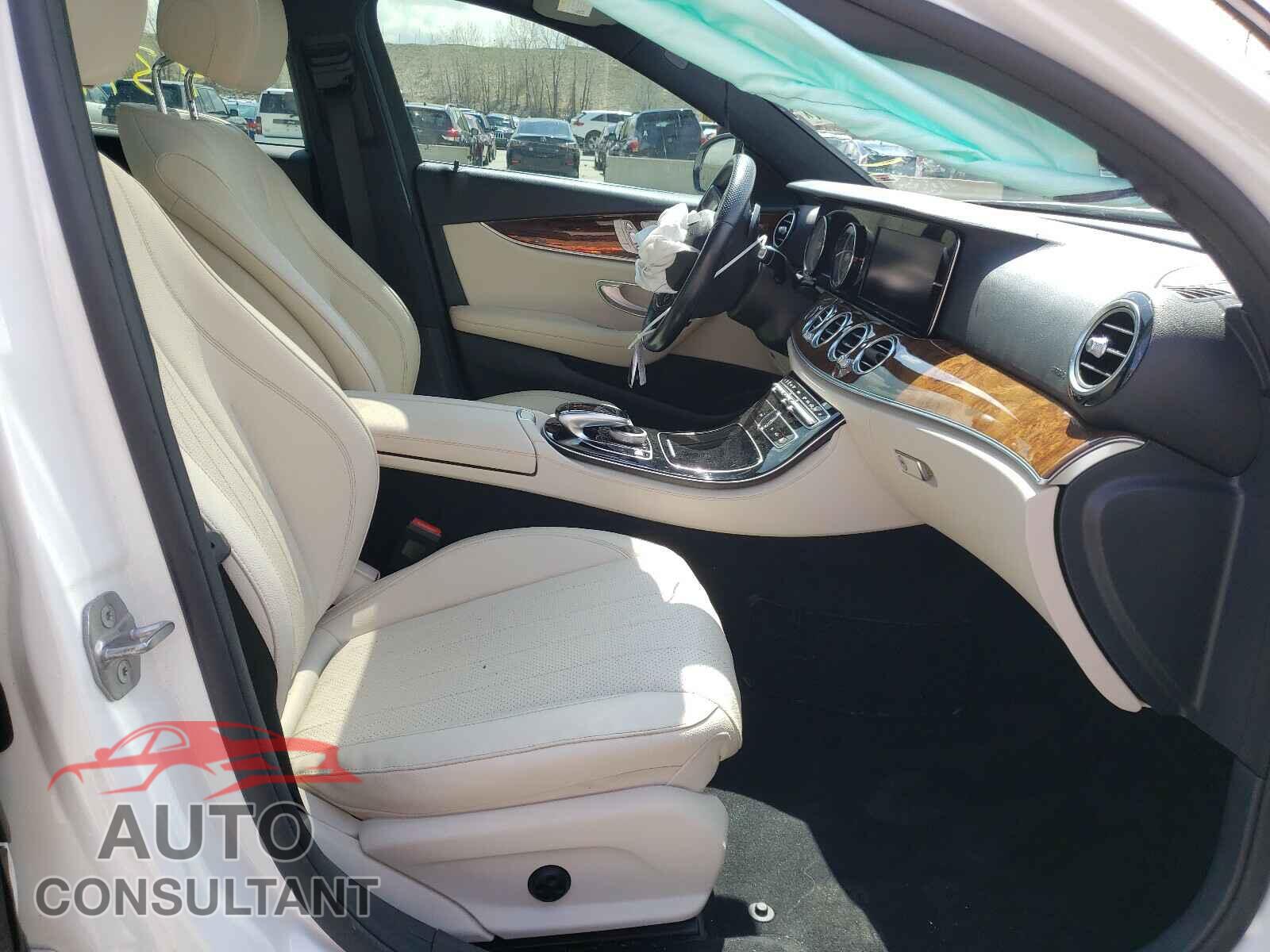 MERCEDES-BENZ E CLASS 2017 - WDDZF4KB3HA024672