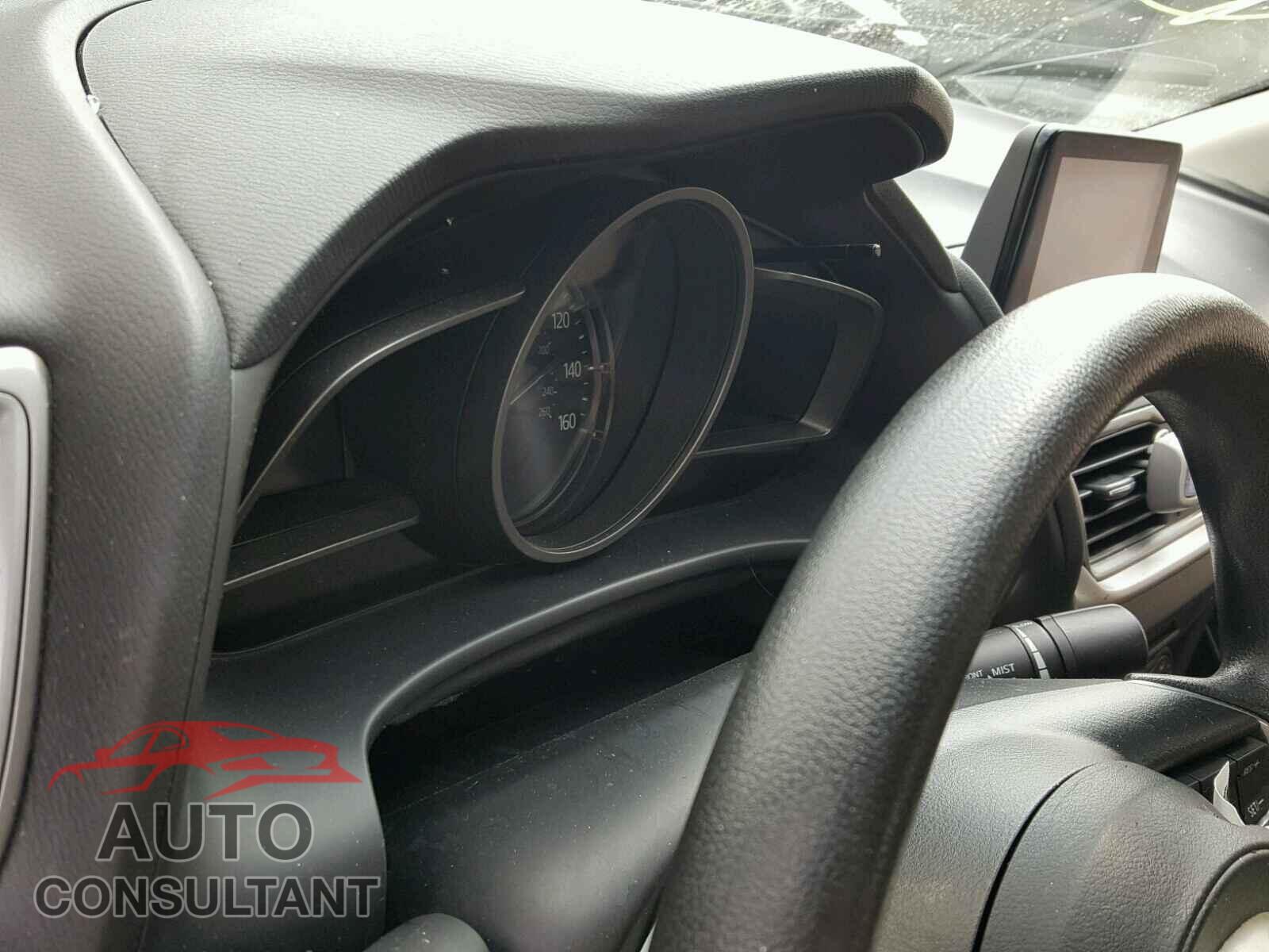 MAZDA 3 2017 - 3MZBN1U7XHM140568