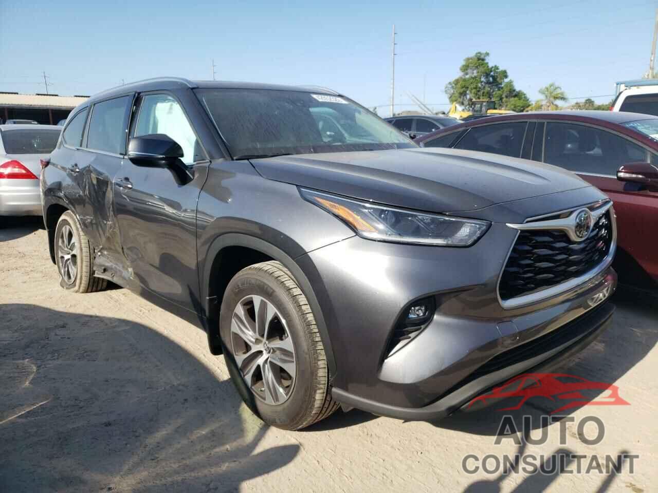 TOYOTA HIGHLANDER 2021 - 5TDGZRBHXMS557397