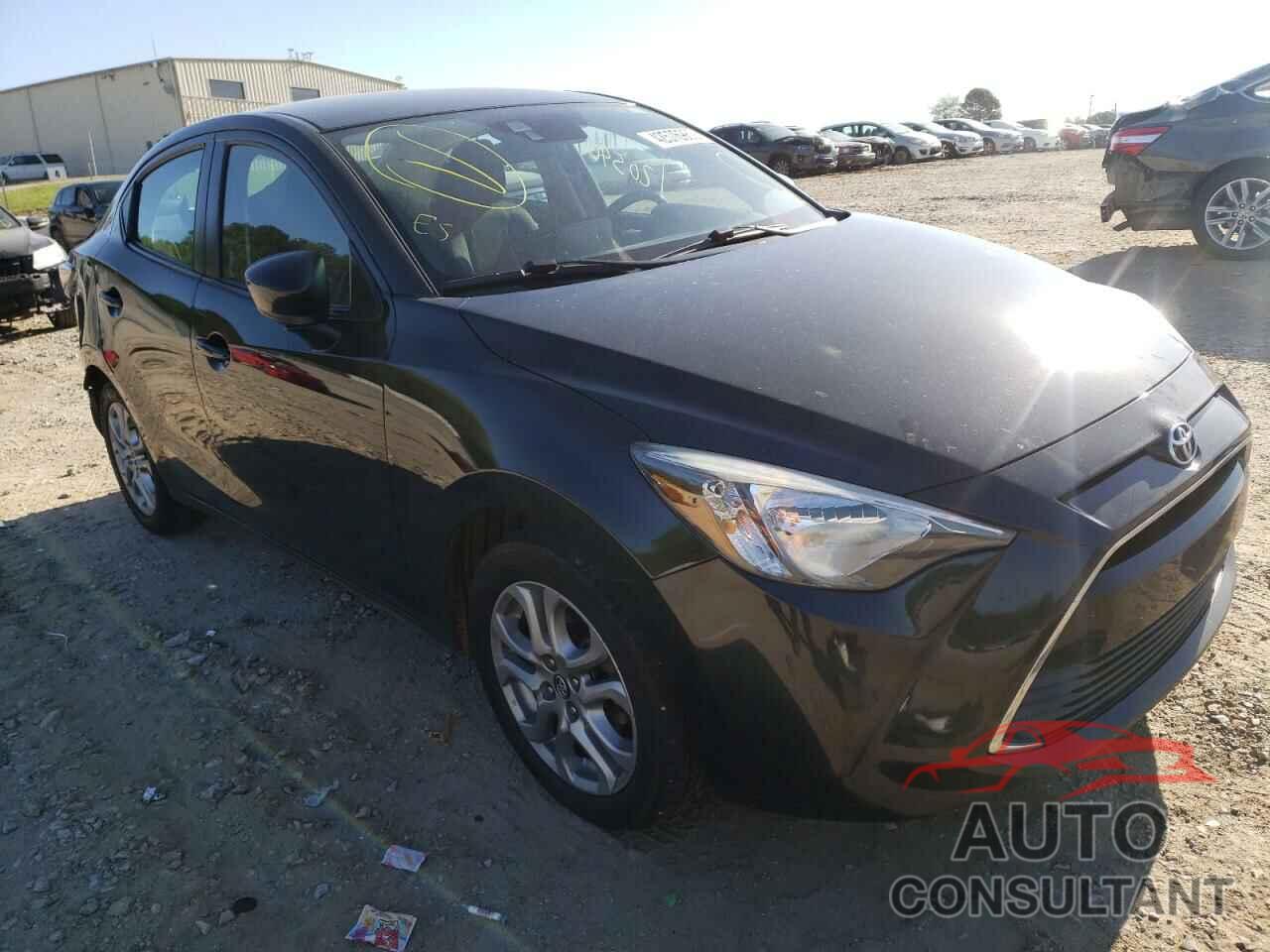 TOYOTA YARIS 2017 - 3MYDLBYV0HY171256