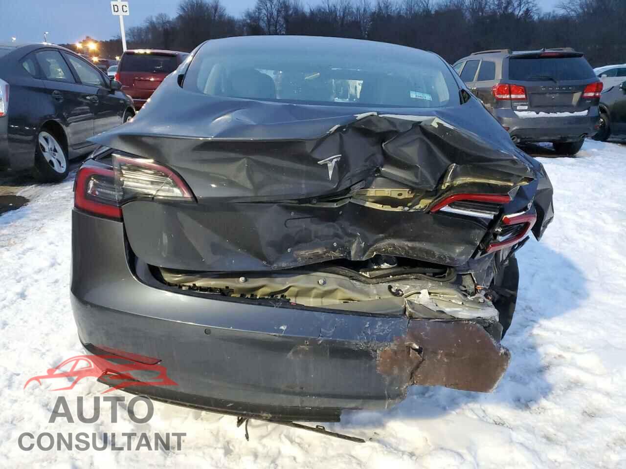 TESLA MODEL 3 2018 - 5YJ3E1EA1JF059292