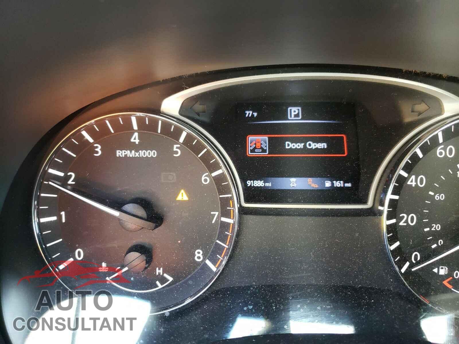NISSAN PATHFINDER 2017 - 5N1DR2MN9HC636267