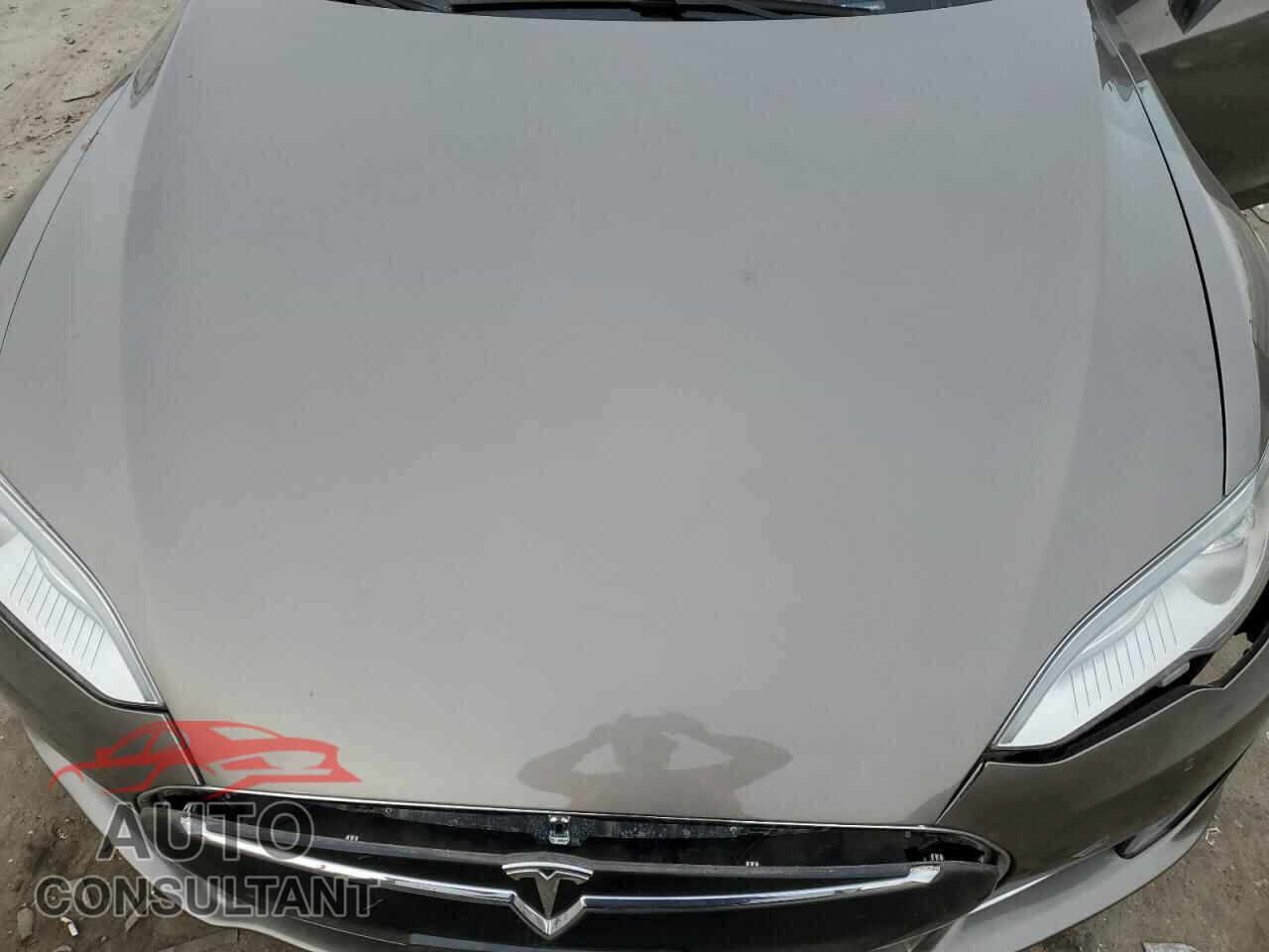 TESLA MODEL S 2015 - 5YJSA1V25FF099690