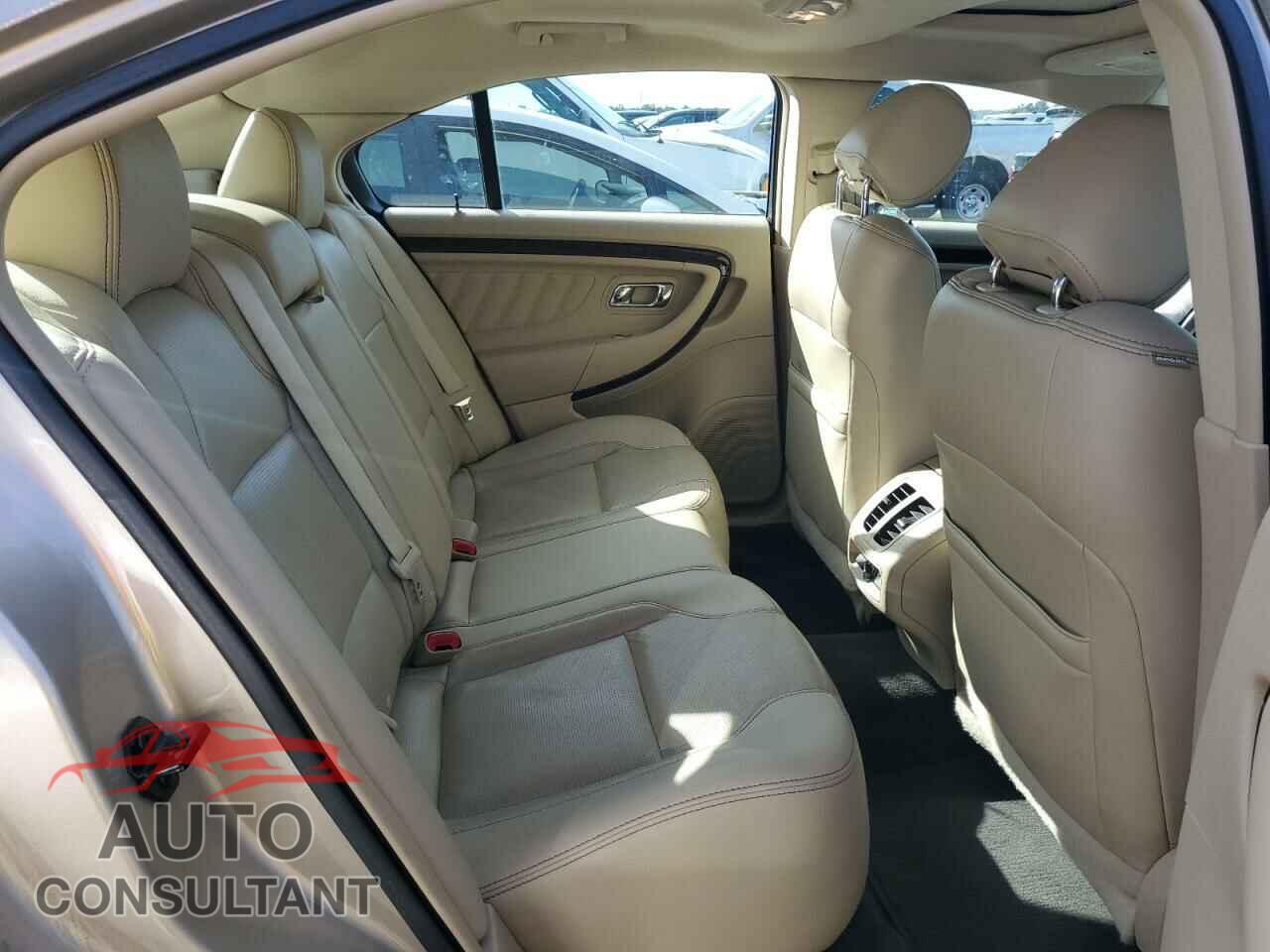 FORD TAURUS 2017 - 1FAHP2F85HG129092