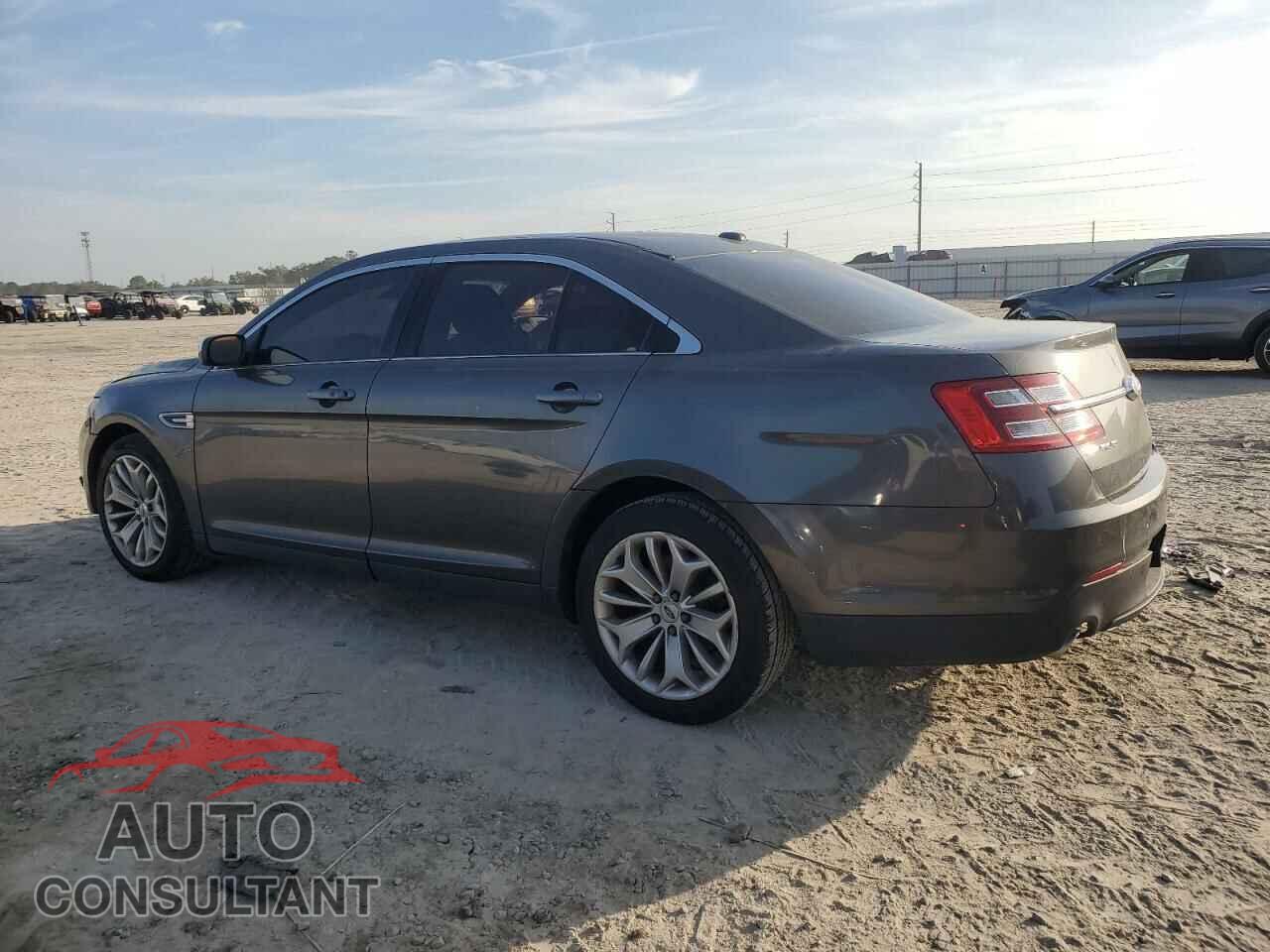 FORD TAURUS 2017 - 1FAHP2F85HG117668