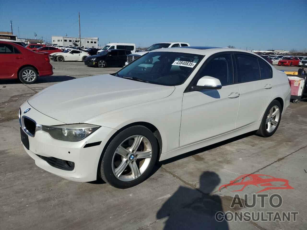 BMW 3 SERIES 2015 - WBA3C1C52FK121687