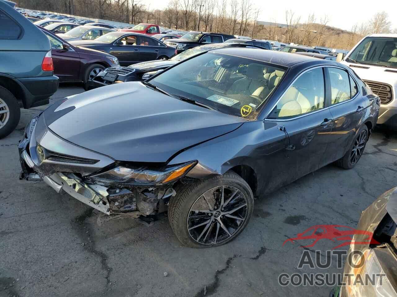 TOYOTA CAMRY 2023 - 4T1G11AK1PU736560