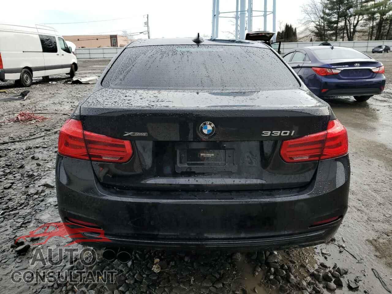 BMW 3 SERIES 2018 - WBA8D9C53JA616352