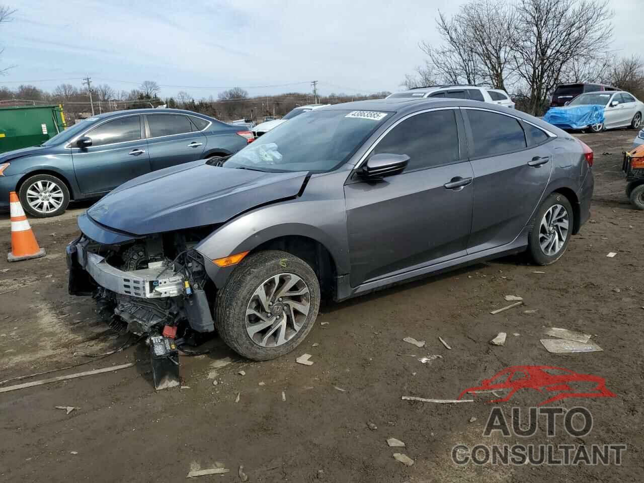 HONDA CIVIC 2018 - 2HGFC2F72JH575443