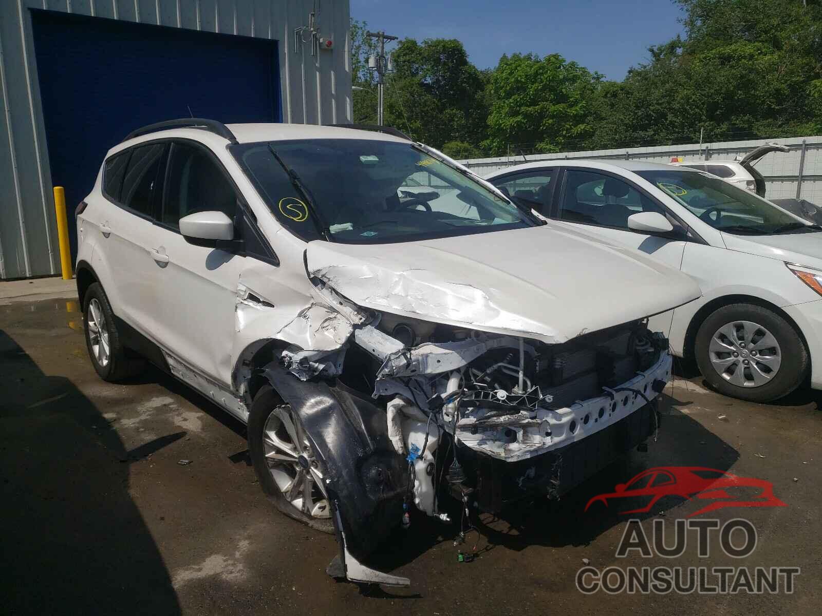 FORD ESCAPE 2018 - 1FMCU0GD3JUD13141