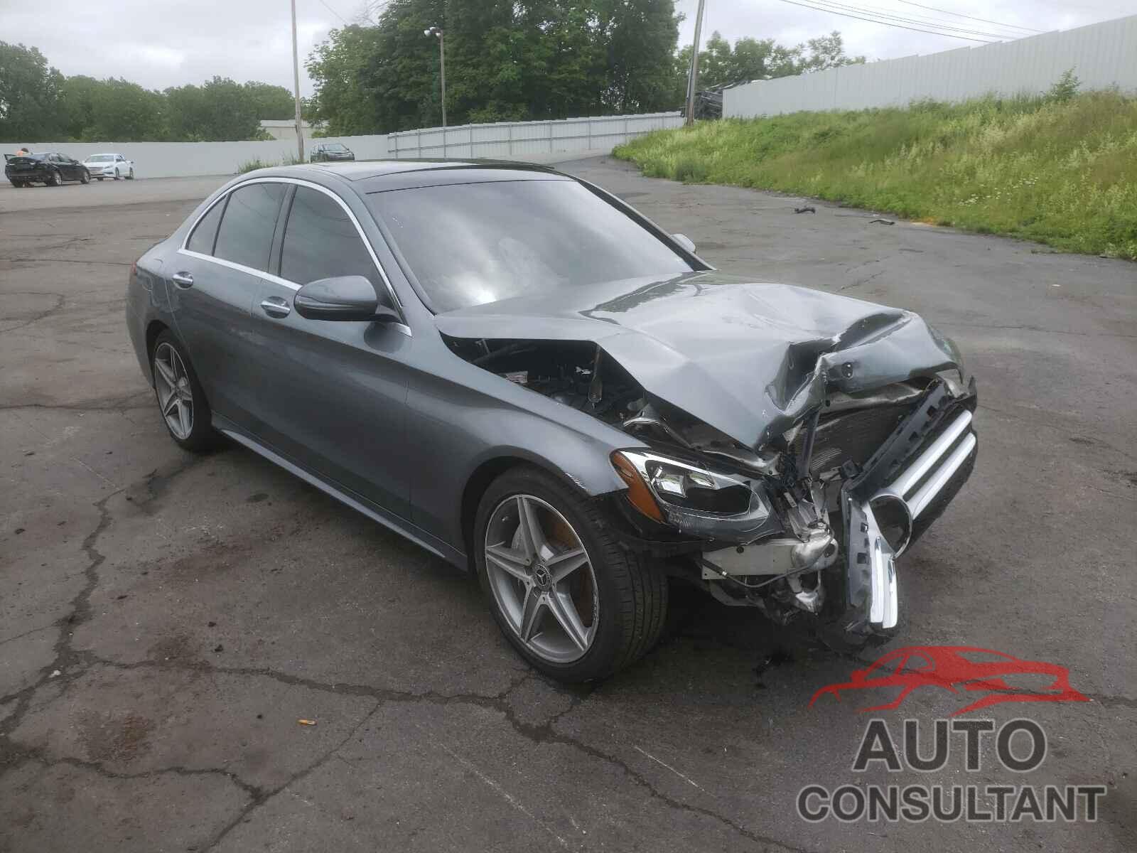 MERCEDES-BENZ C-CLASS 2017 - 55SWF4KB6HU221872
