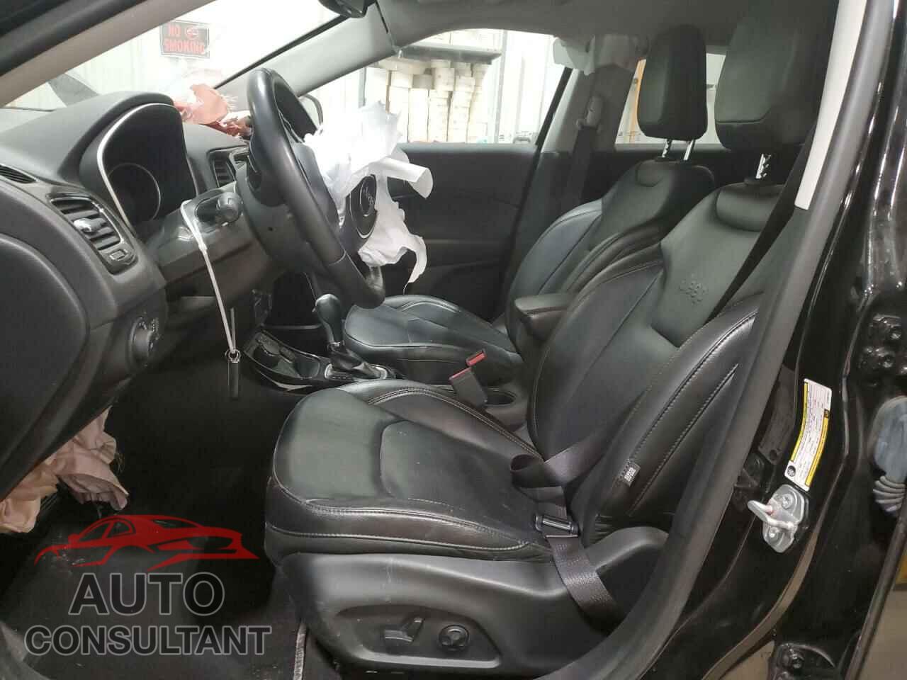 JEEP COMPASS 2018 - 3C4NJDCBXJT482407