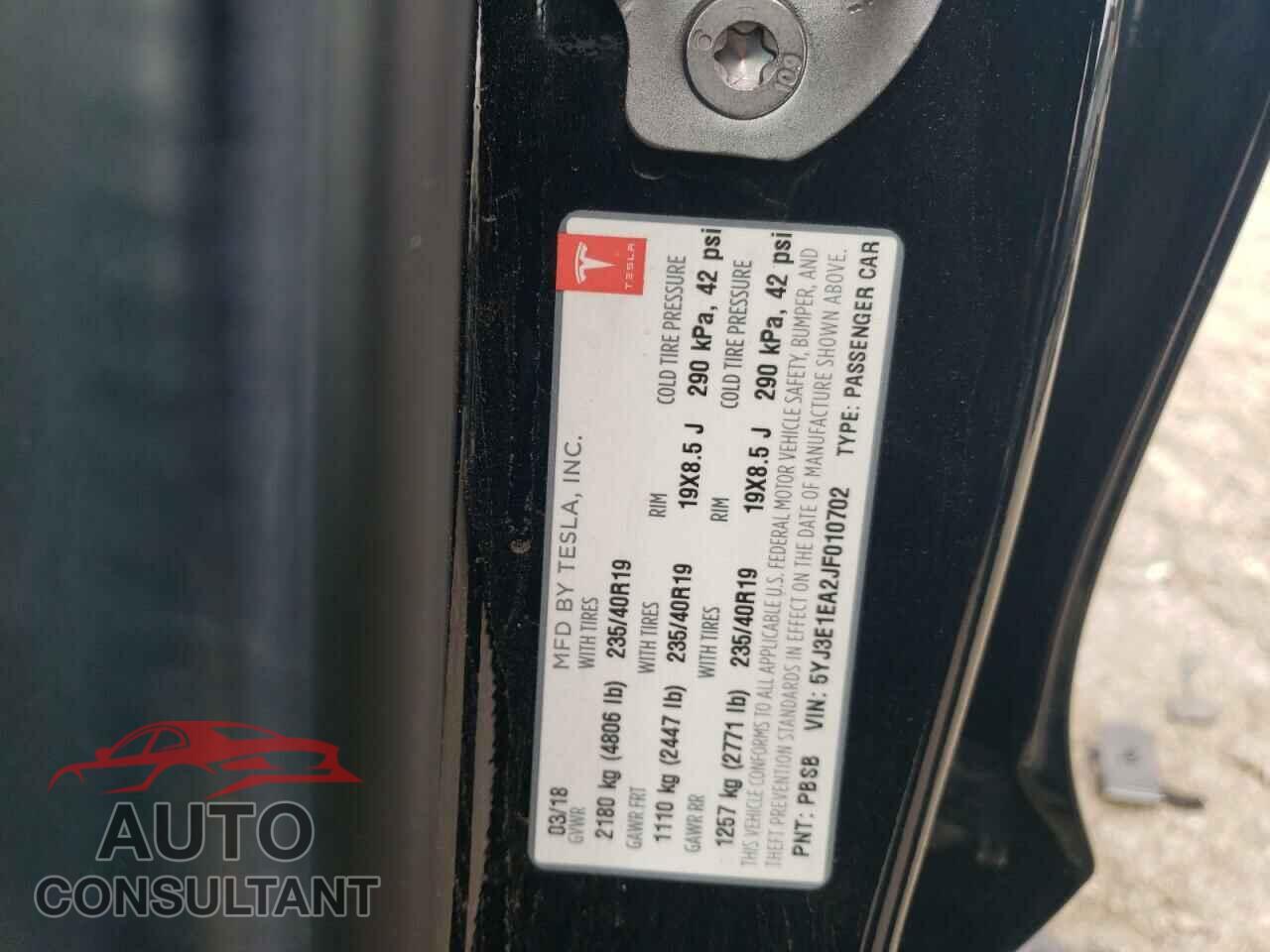 TESLA MODEL 3 2018 - 5YJ3E1EA2JF010702