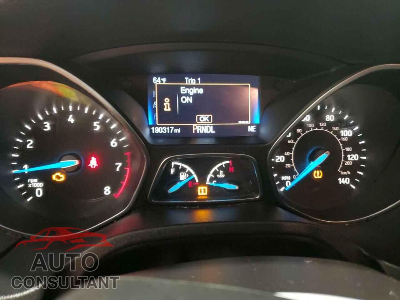 FORD FOCUS 2015 - 1FADP3F28FL310689
