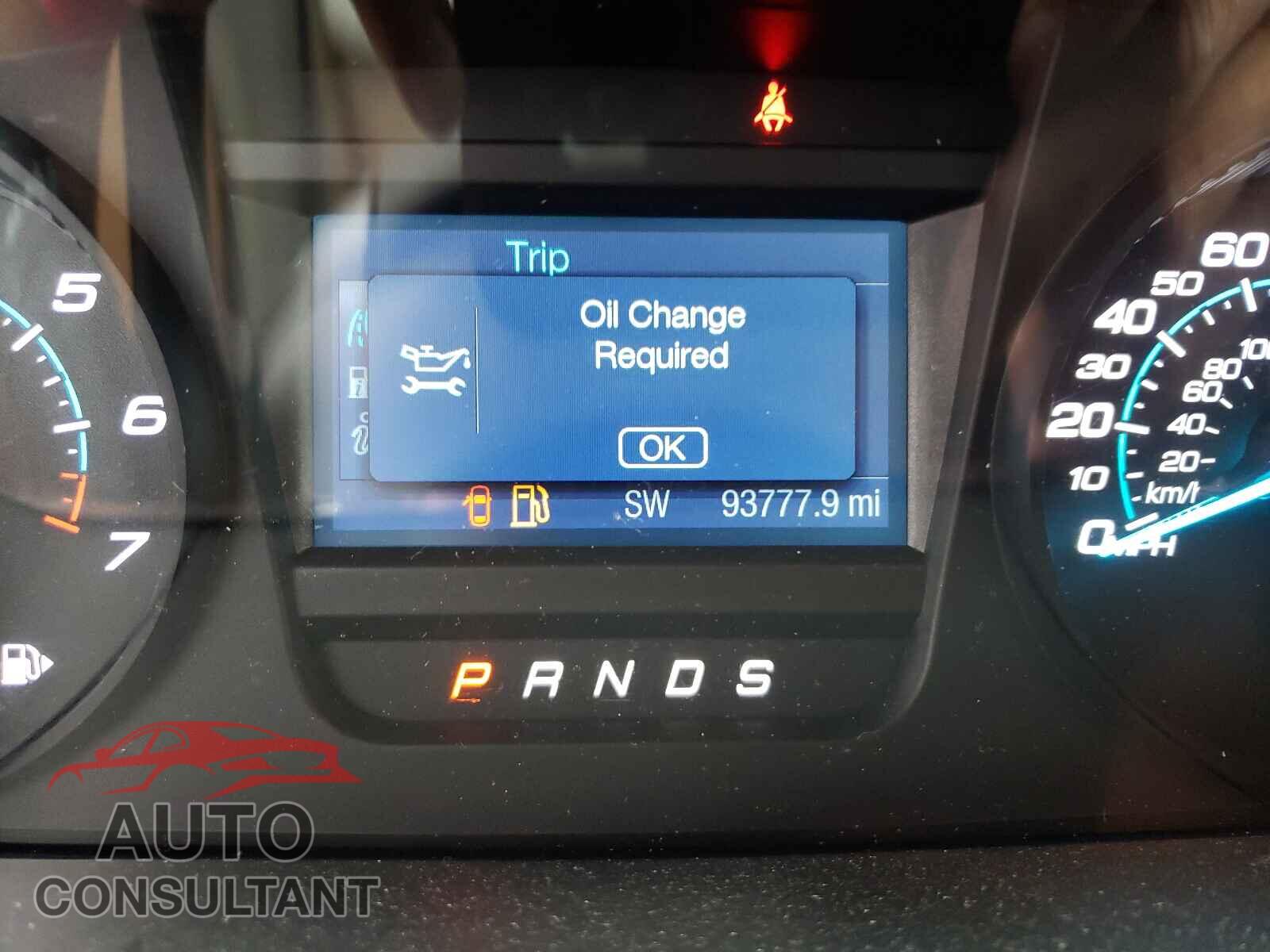 FORD TAURUS 2018 - 1FAHP2D8XJG123572