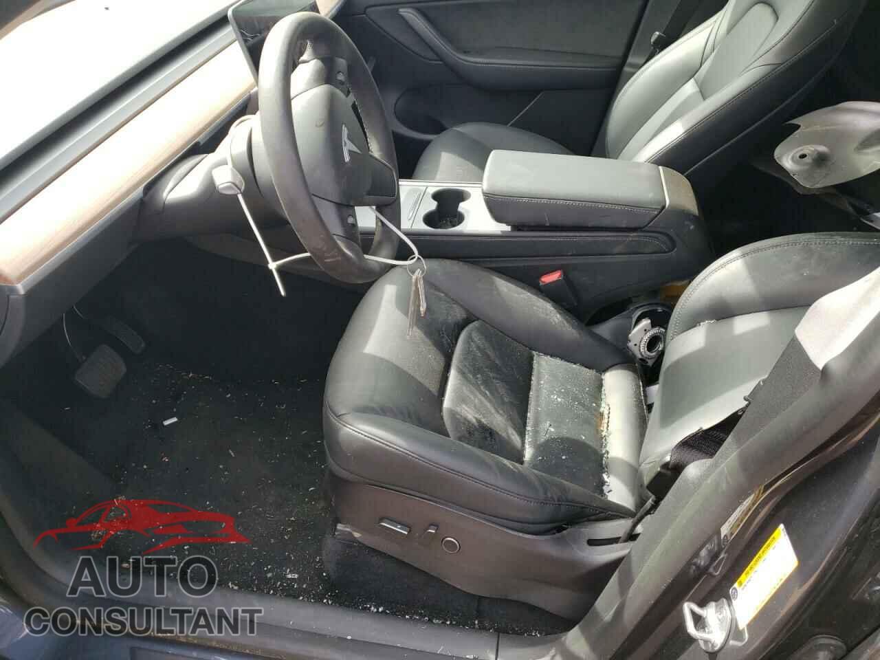 TESLA MODEL Y 2022 - 7SAYGDEE2NF387379