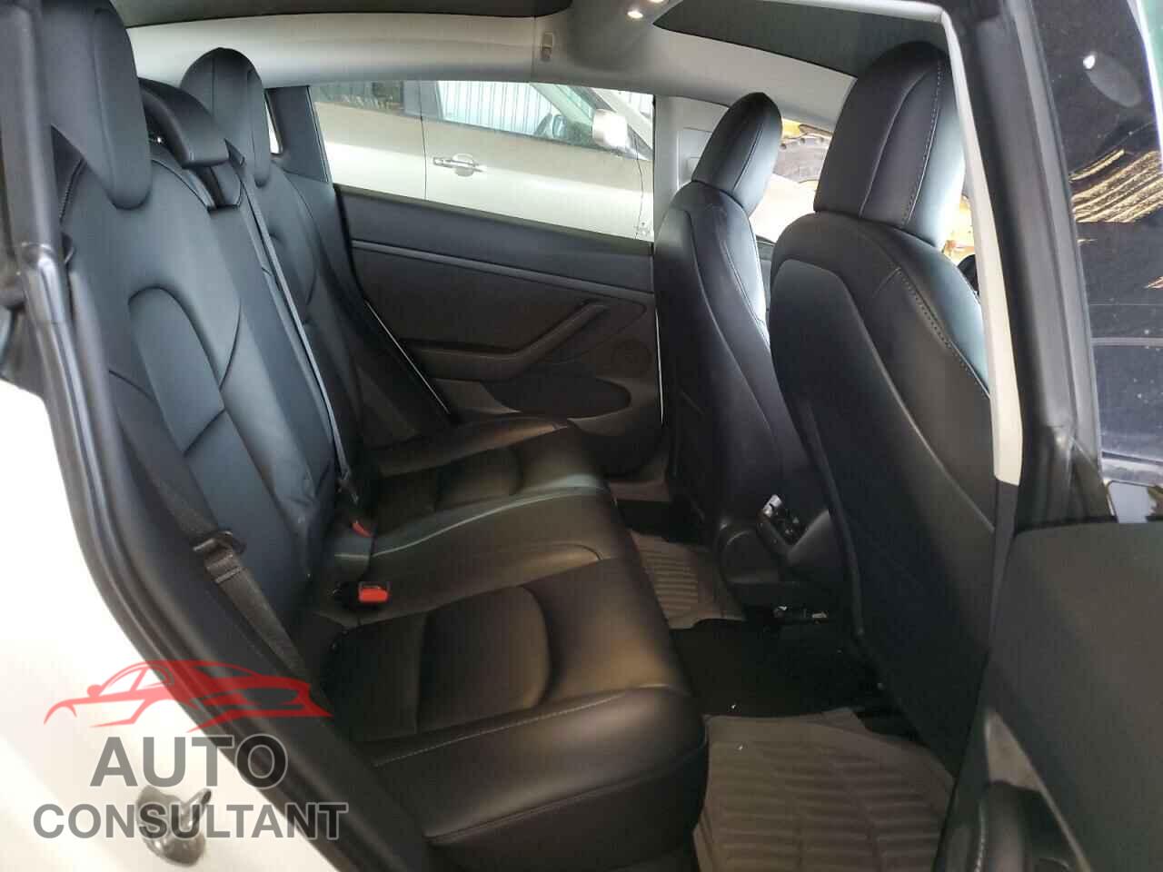 TESLA MODEL 3 2021 - 5YJ3E1EA8MF006562