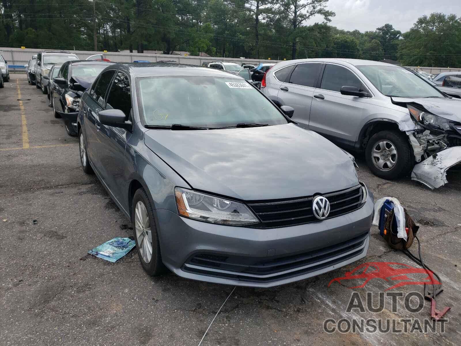 VOLKSWAGEN JETTA 2017 - 3VW2B7AJXHM228175