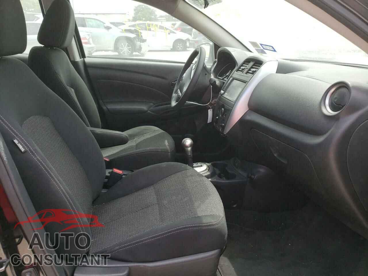 NISSAN VERSA 2019 - 3N1CN7AP3KL848482