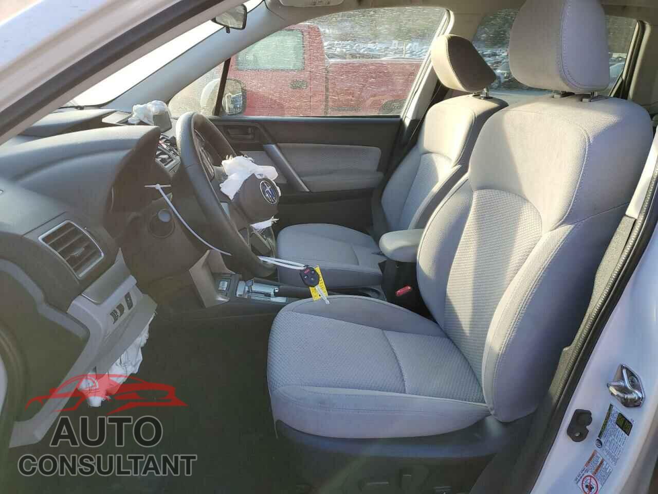 SUBARU FORESTER 2018 - JF2SJAEC3JH473376