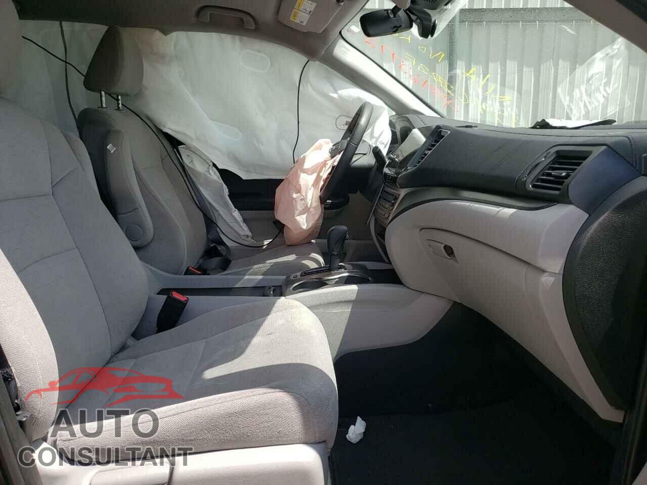 HONDA PILOT 2020 - 5FNYF6H35LB052300